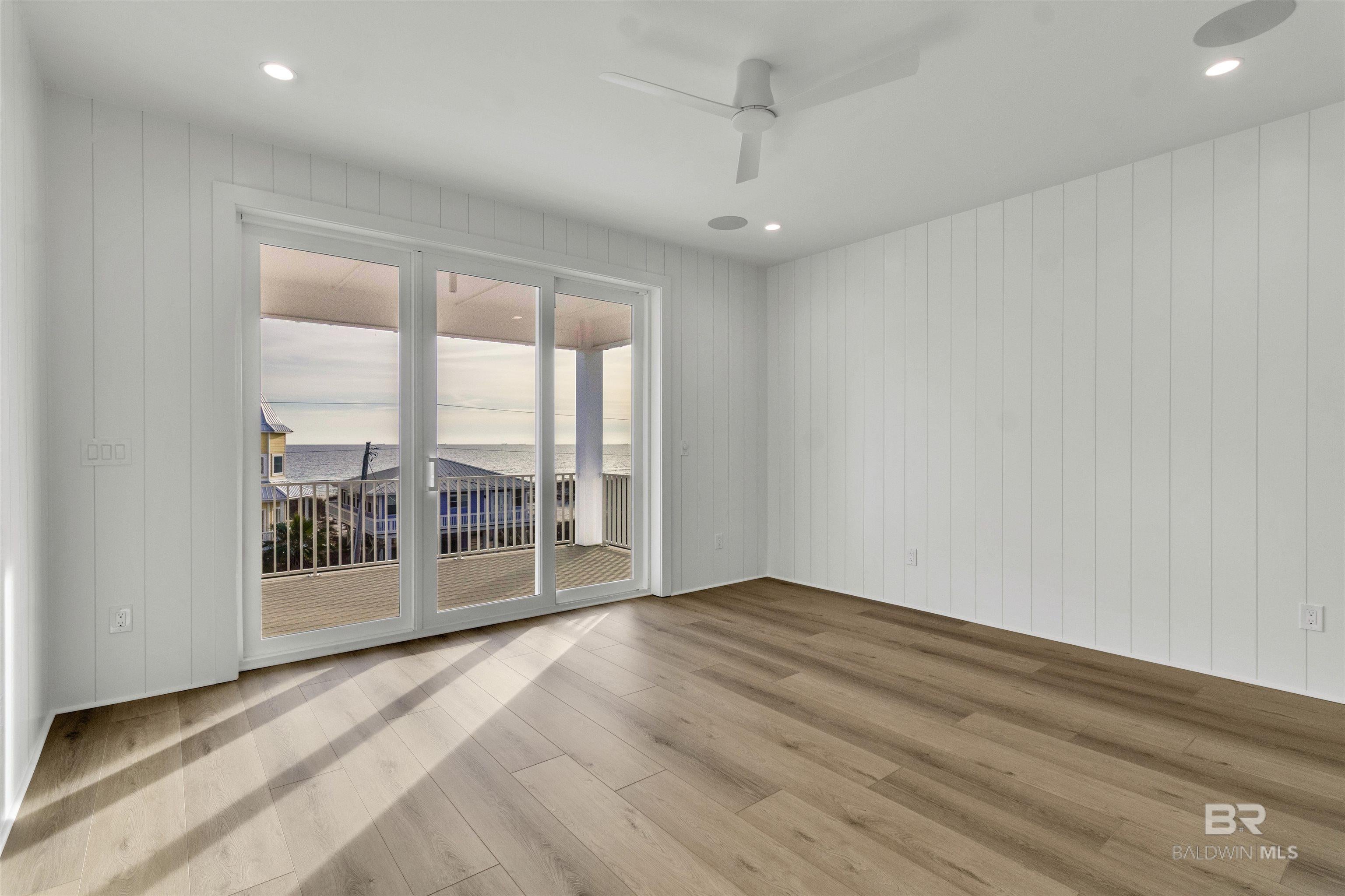 Gulf Shores, Alabama, 36542, United States, ,5 BathroomsBathrooms,Residential,Active,1900169