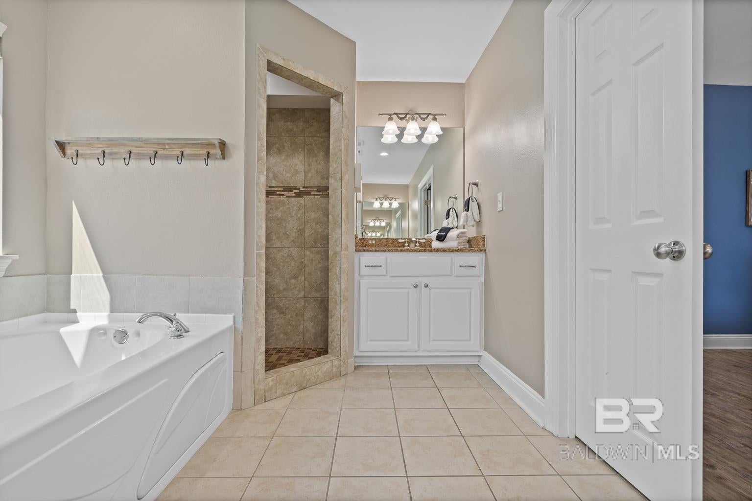 Gulf Shores, Alabama, 36542, United States, ,Residential,Active,1703031