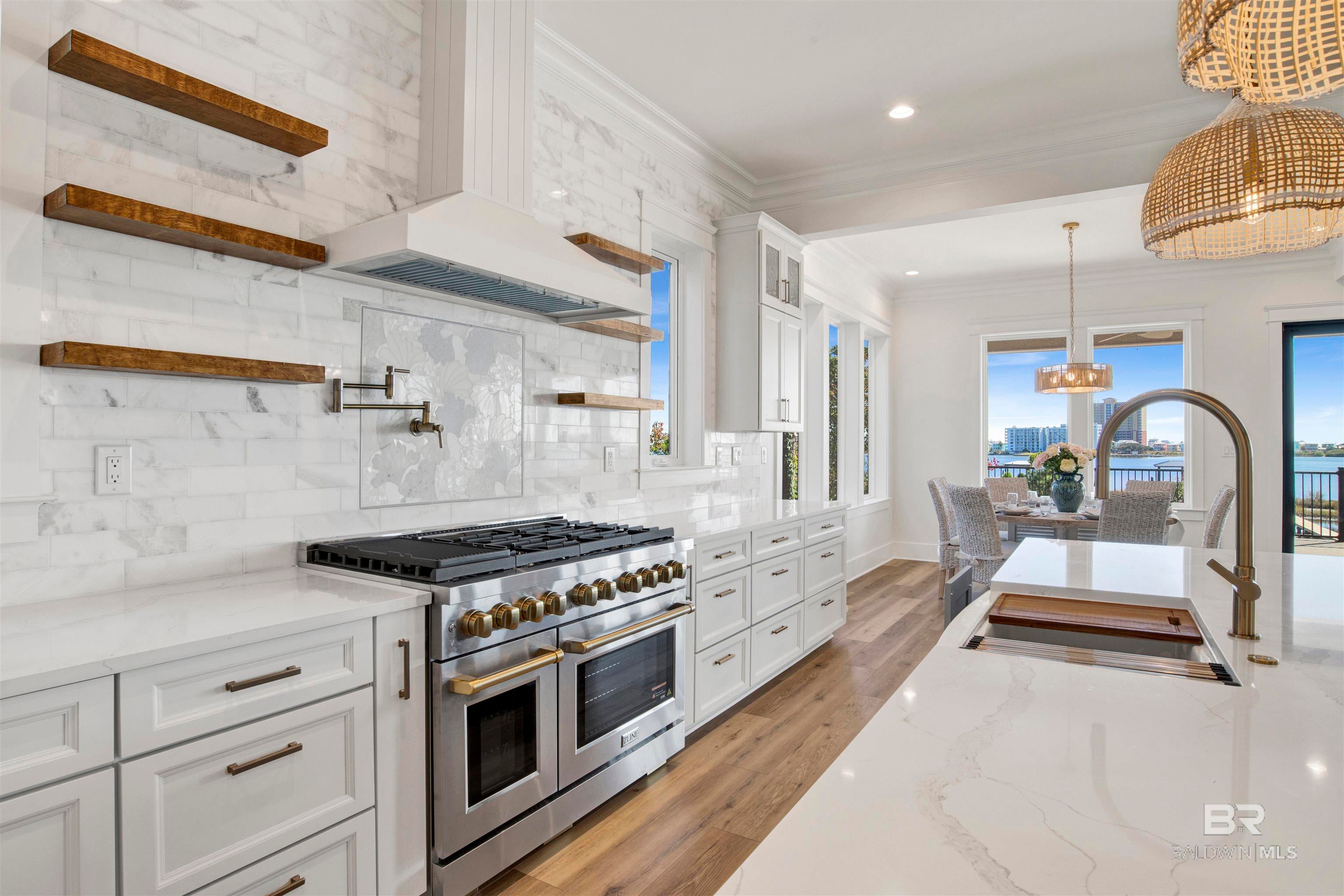 Gulf Shores, Alabama, 36542, United States, 5 Bedrooms Bedrooms, ,6 BathroomsBathrooms,Residential,Active,1992540