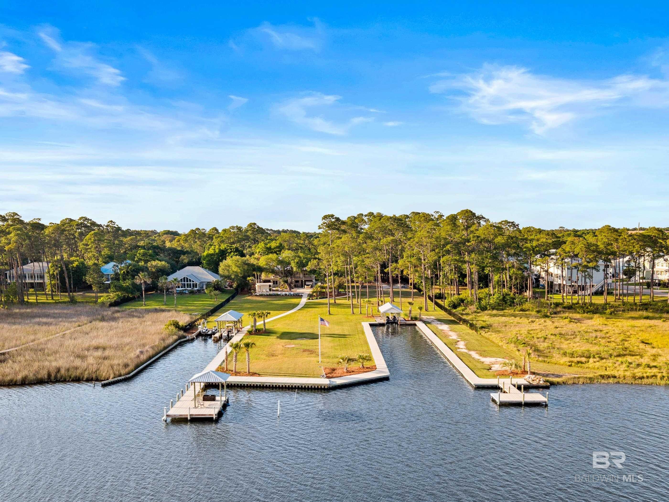 Gulf Shores, Alabama, 36542, United States, 6 Bedrooms Bedrooms, ,4 BathroomsBathrooms,Residential,Active,2044186