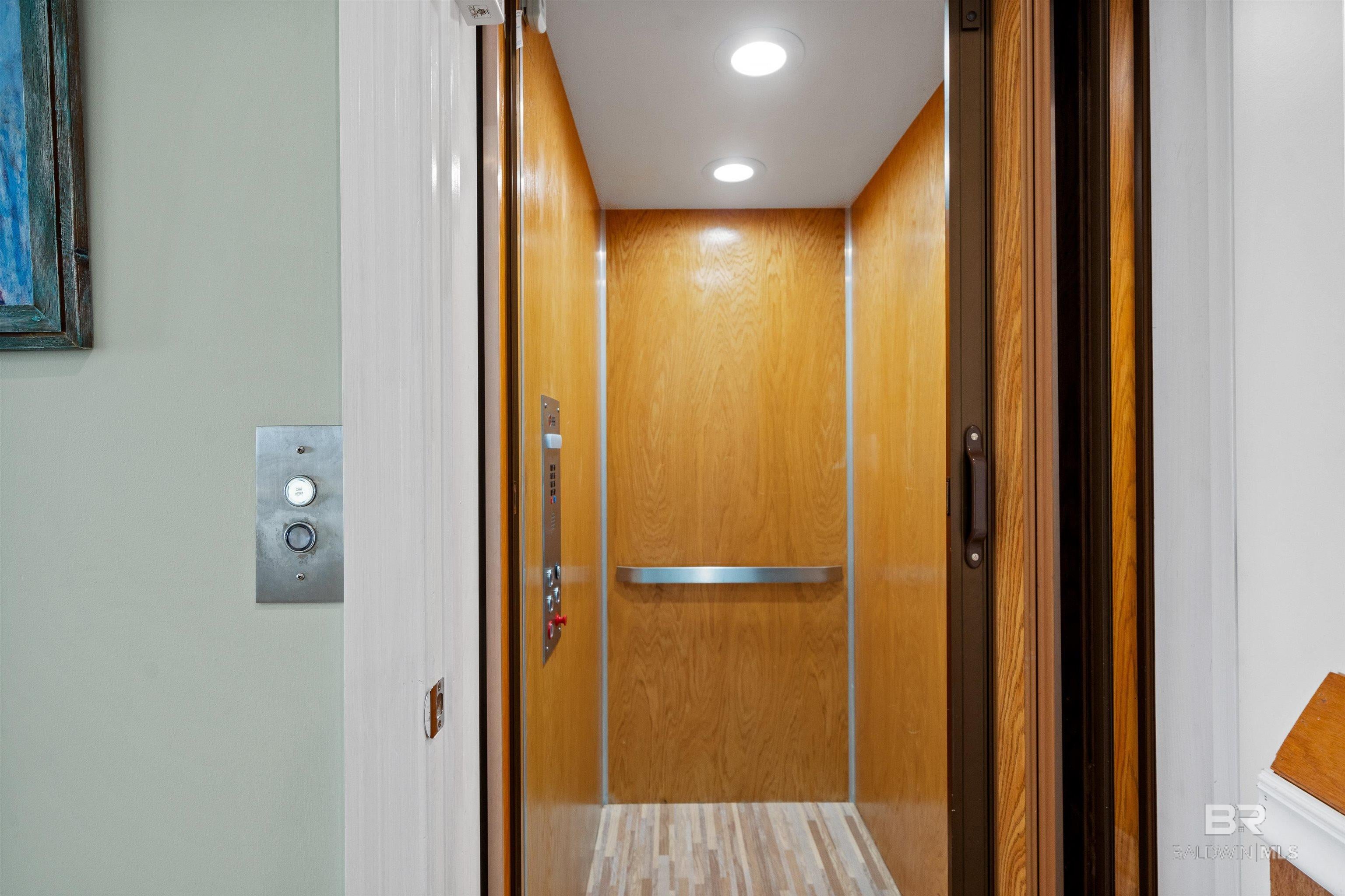 Orange Beach, Alabama, 36561, United States, 5 Bedrooms Bedrooms, ,5 BathroomsBathrooms,Residential,Active,2017475