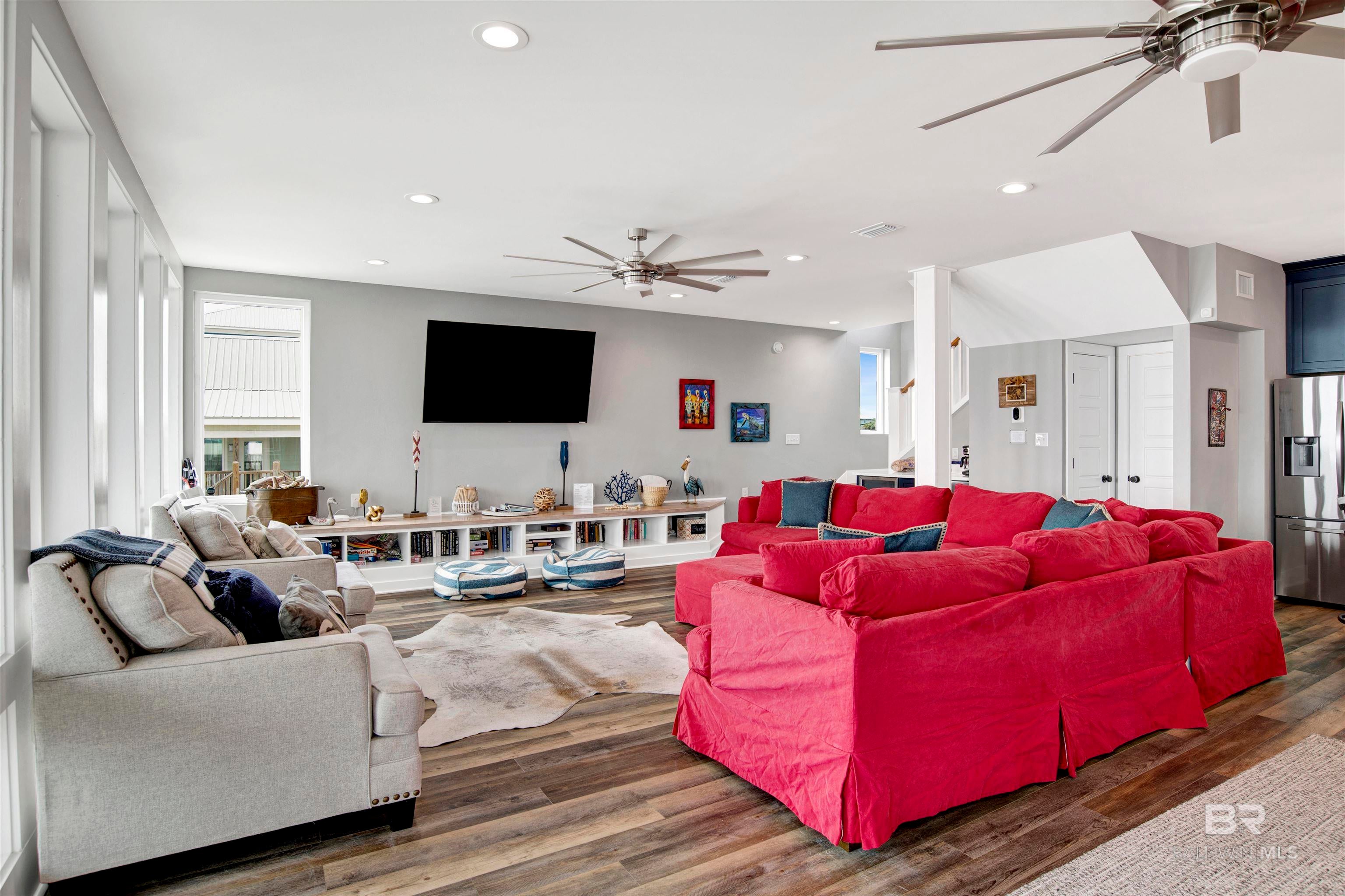 Gulf Shores, Alabama, 36542, United States, 5 Bedrooms Bedrooms, ,5 BathroomsBathrooms,Residential,Active,1973267