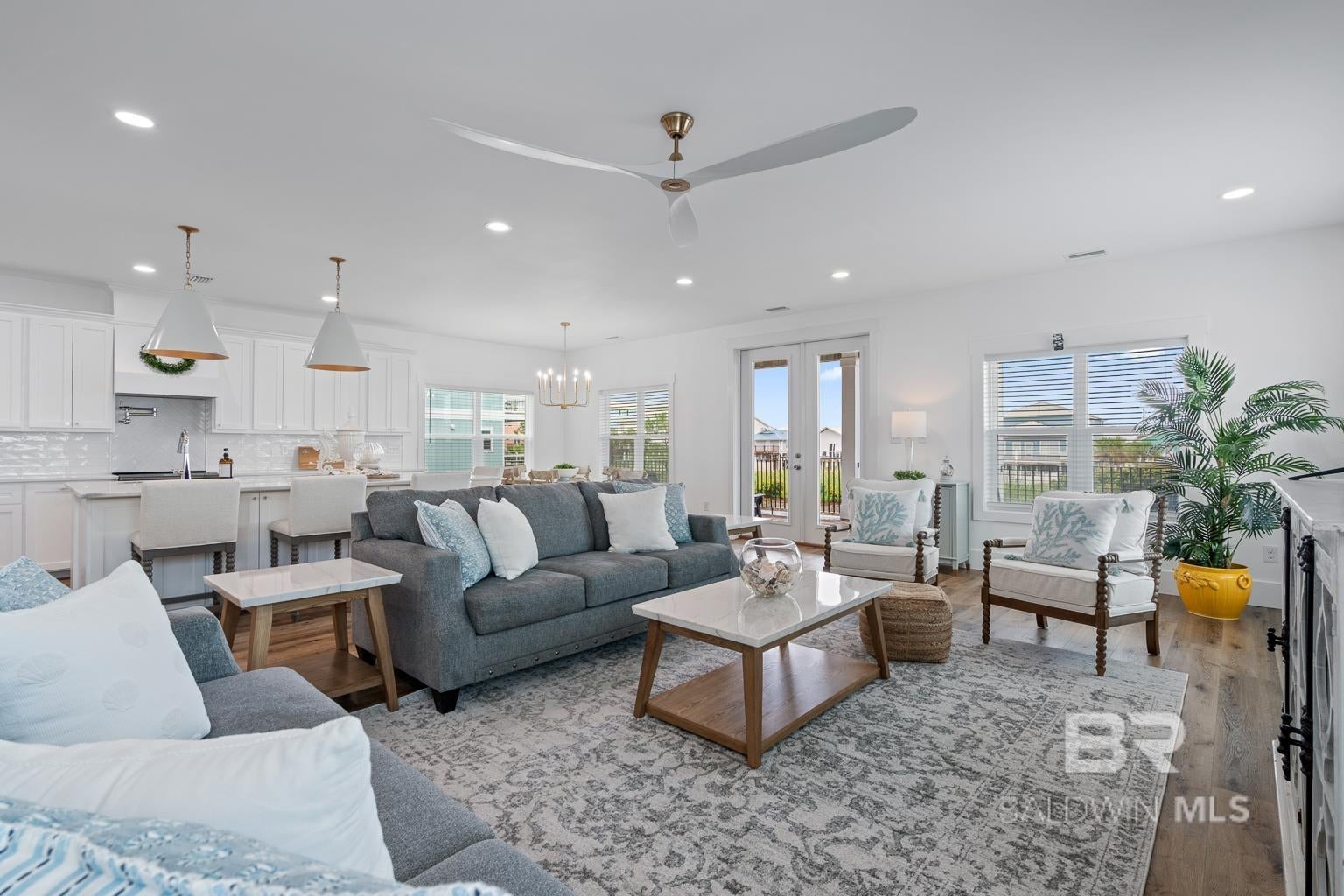 Gulf Shores, Alabama, 36542, United States, 6 Bedrooms Bedrooms, ,8 BathroomsBathrooms,Residential,Active,1907976