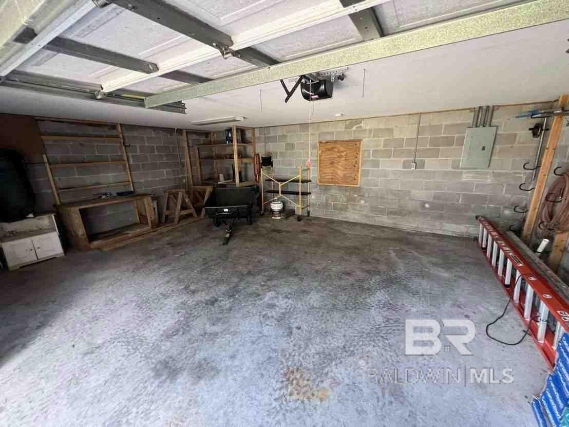 Foley, Alabama, 36535, United States, 4 Bedrooms Bedrooms, ,4 BathroomsBathrooms,Residential,Active,1914606
