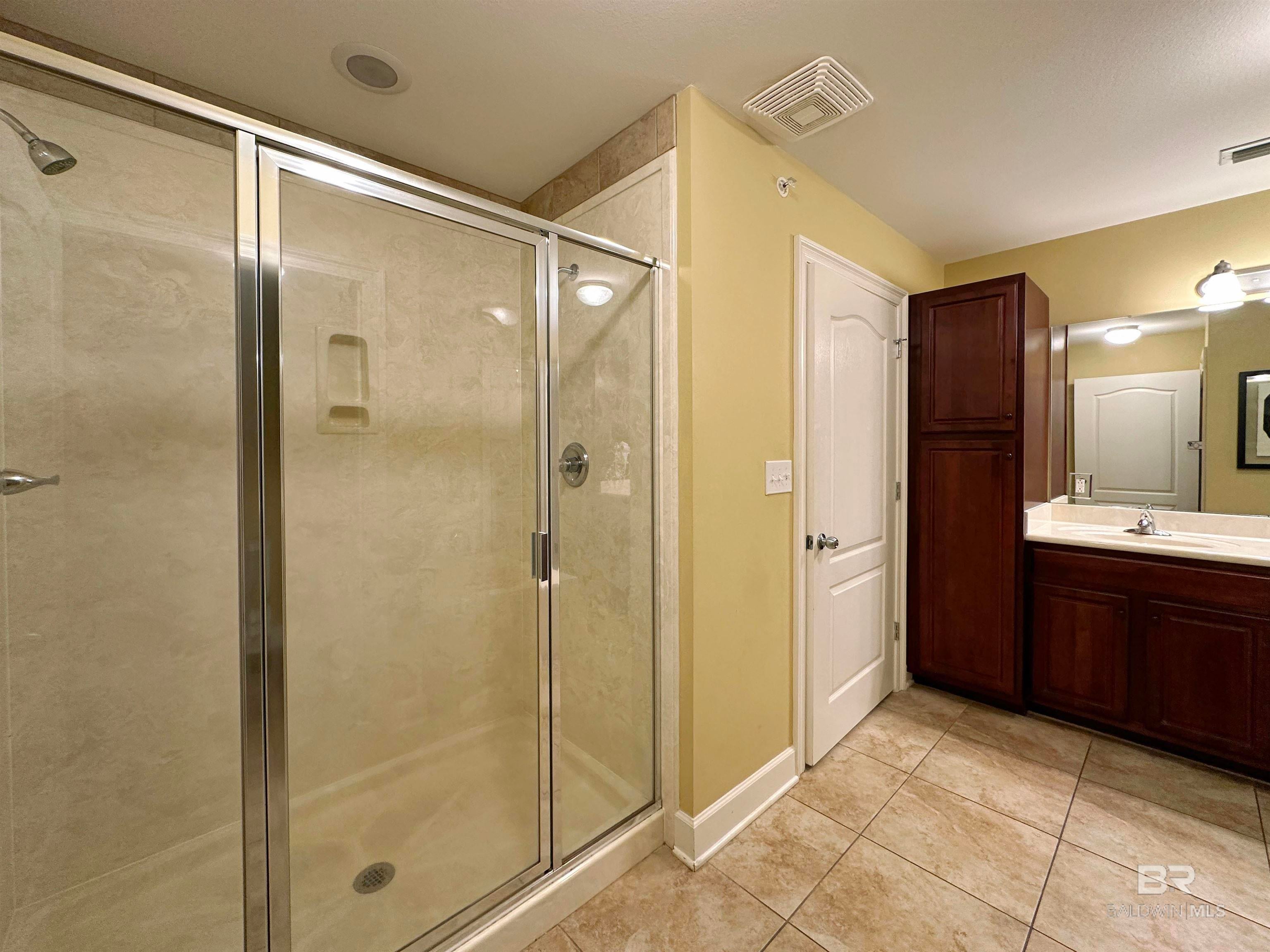 Orange Beach, Alabama, 36561, United States, ,4 BathroomsBathrooms,Residential,Active,1860267