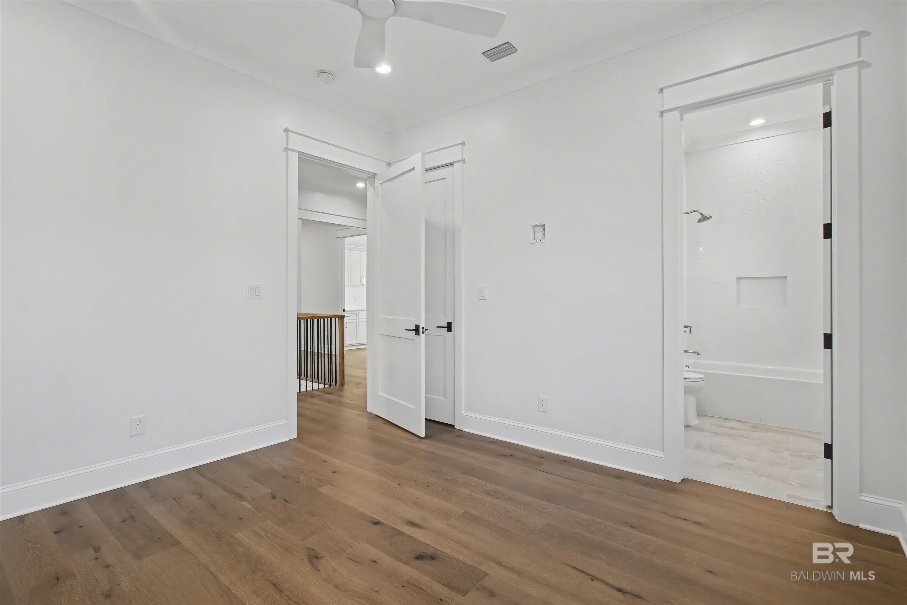 Gulf Shores, Alabama, 36542, United States, 3 Bedrooms Bedrooms, ,4 BathroomsBathrooms,Residential,Active,1992558