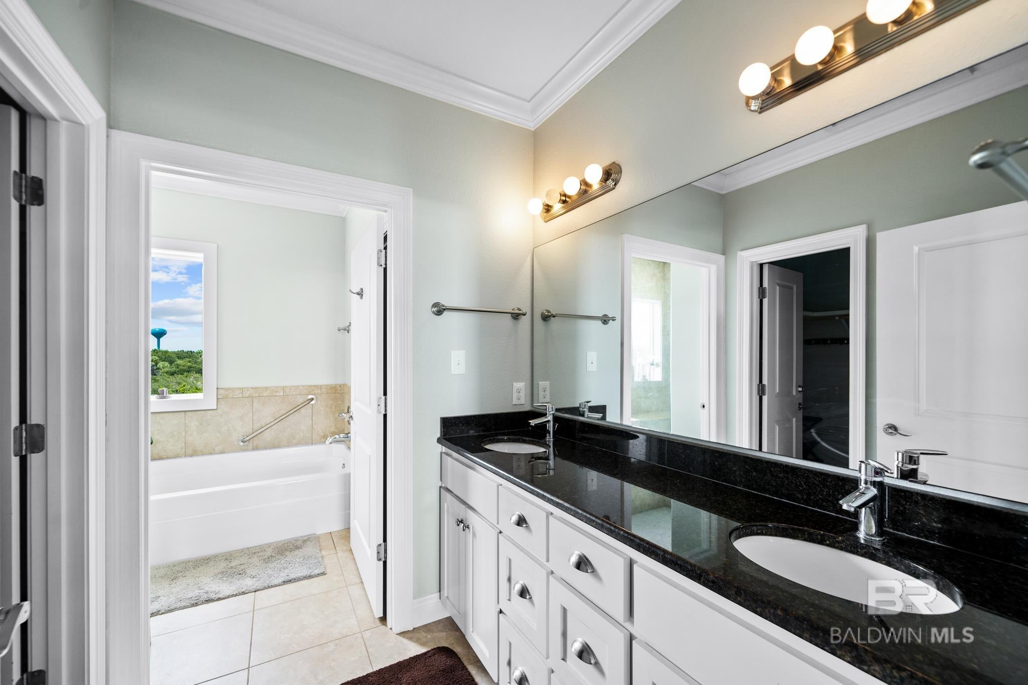Gulf Shores, Alabama, 36542, United States, ,6 BathroomsBathrooms,Residential,Active,1734018