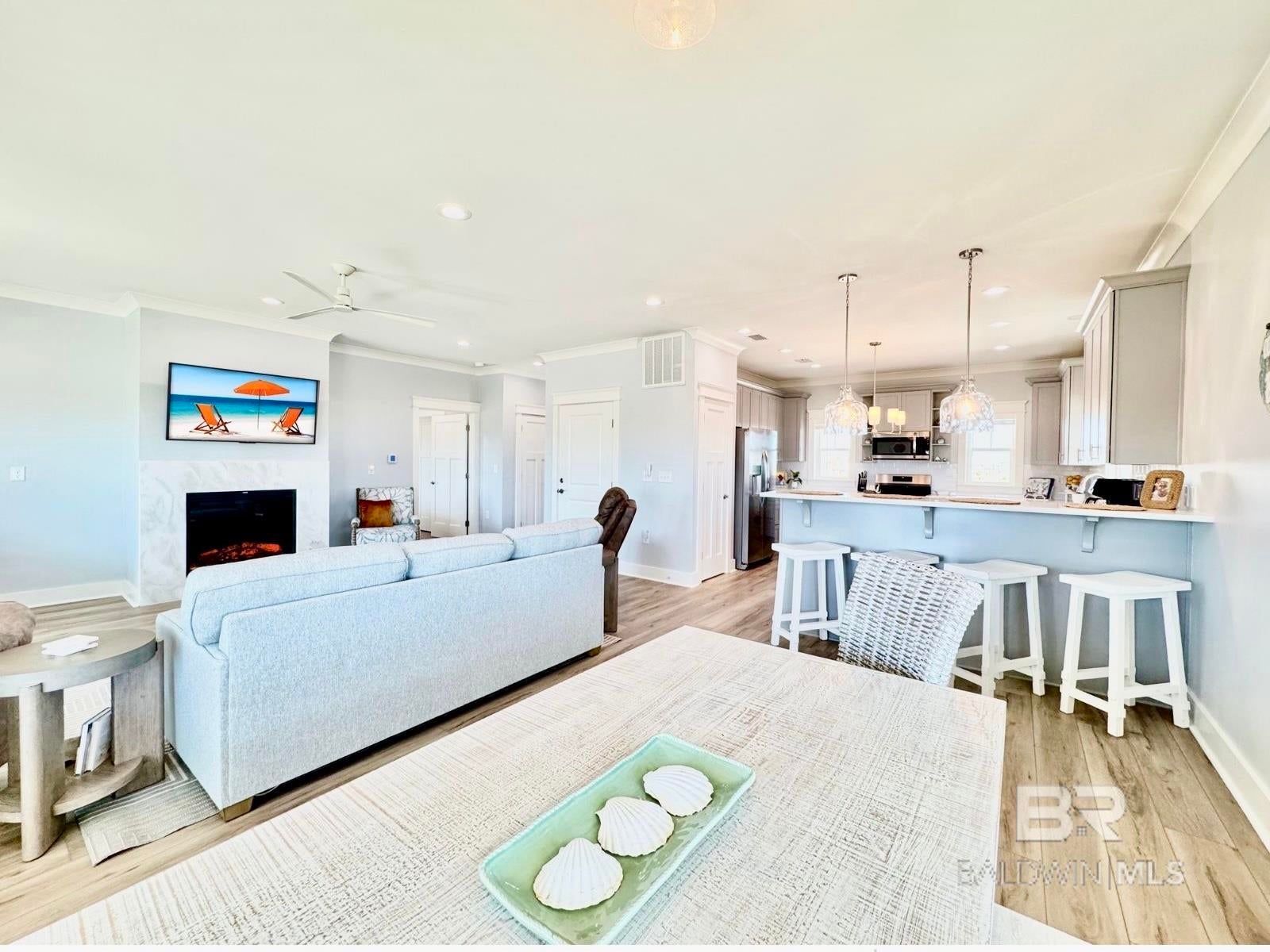Gulf Shores, Alabama, 36542, United States, ,6 BathroomsBathrooms,Residential,Active,1798119