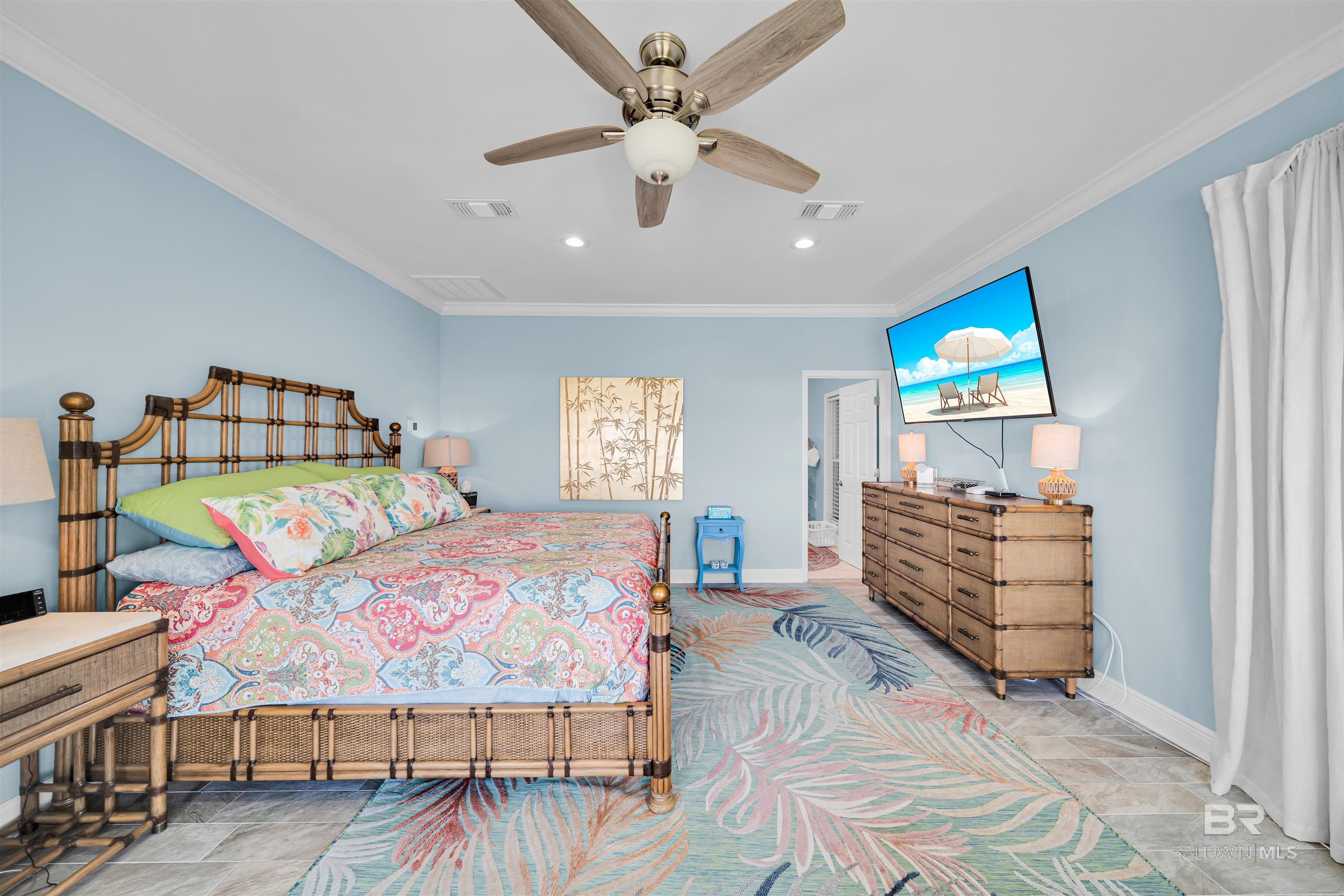 Gulf Shores, Alabama, 36542, United States, 4 Bedrooms Bedrooms, ,4 BathroomsBathrooms,Residential,Active,1898018