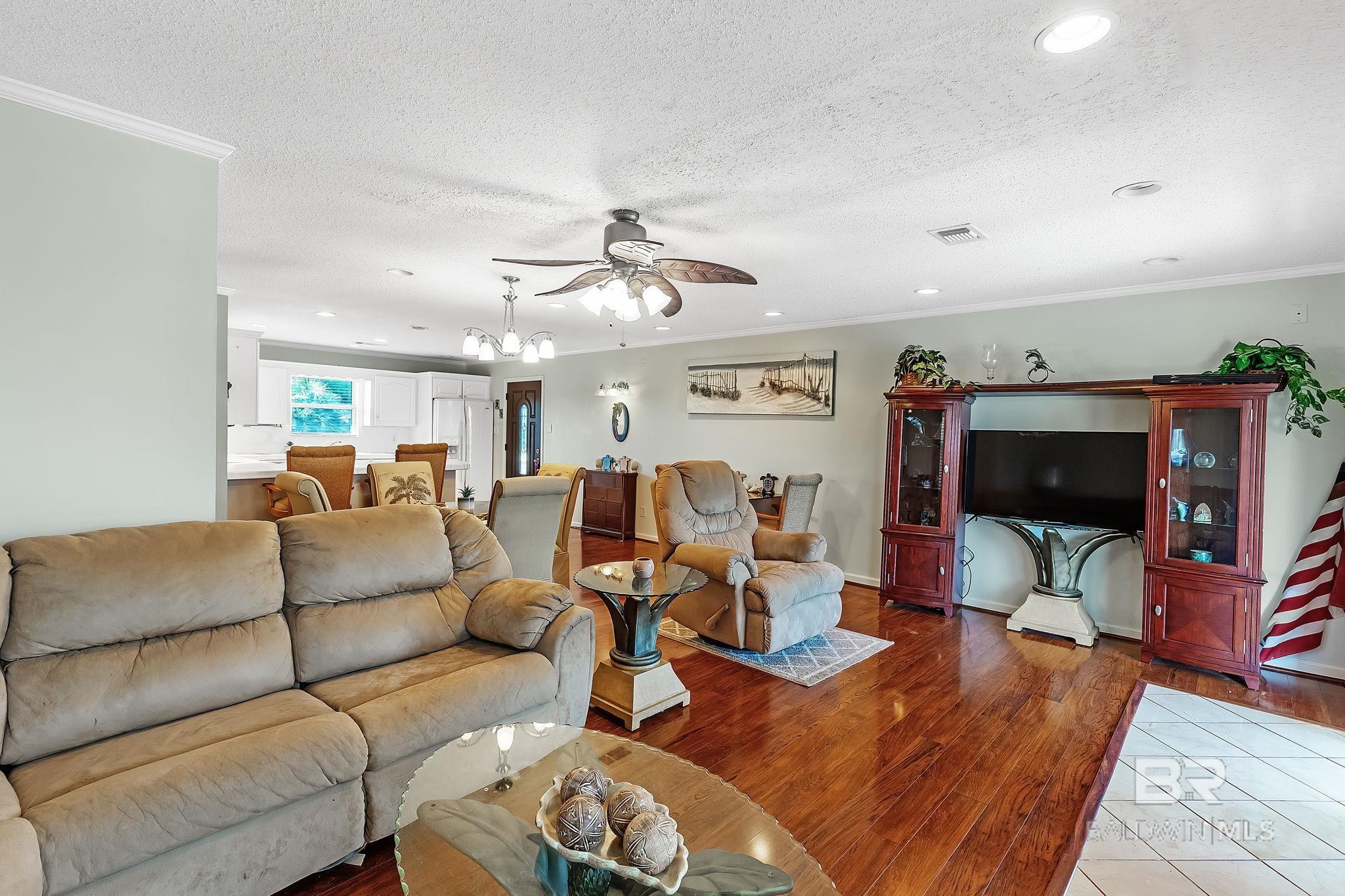 Orange Beach, Alabama, 36561, United States, 3 Bedrooms Bedrooms, ,2 BathroomsBathrooms,Residential,Active,1899240