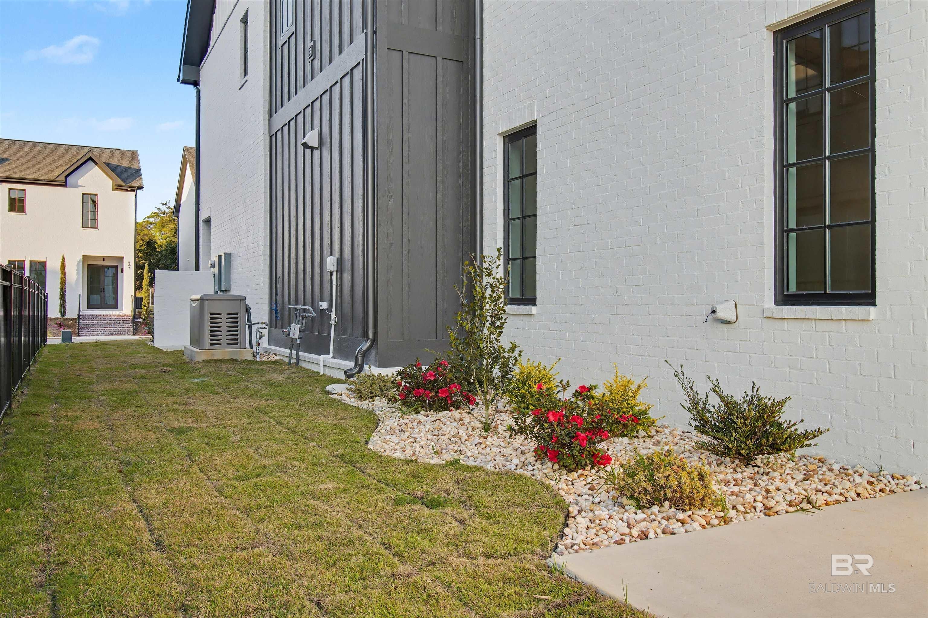 Gulf Shores, Alabama, 36542, United States, 3 Bedrooms Bedrooms, ,4 BathroomsBathrooms,Residential,Active,1992558