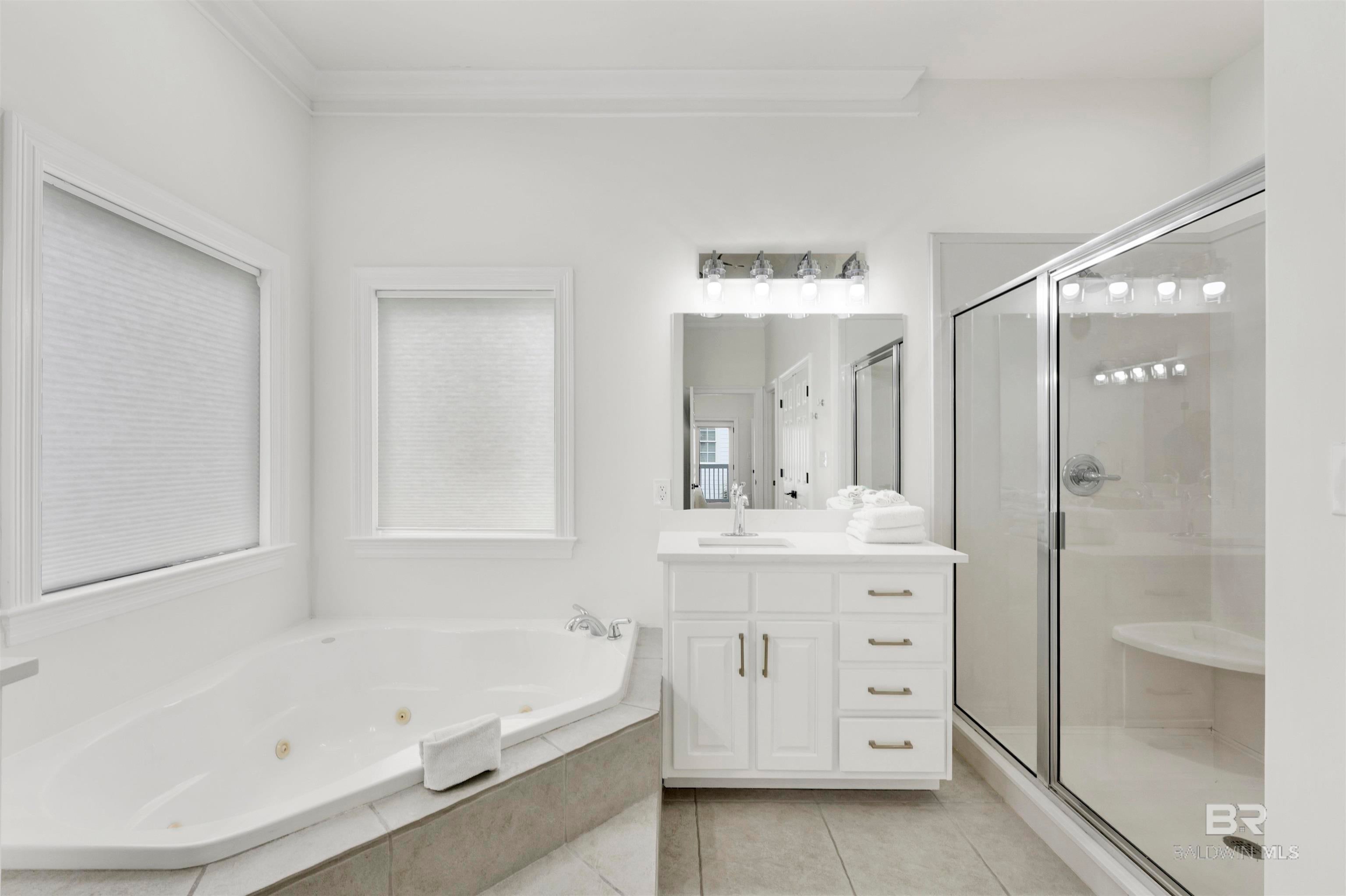 Orange Beach, Alabama, 36561, United States, 4 Bedrooms Bedrooms, ,3 BathroomsBathrooms,Residential,Active,2006972