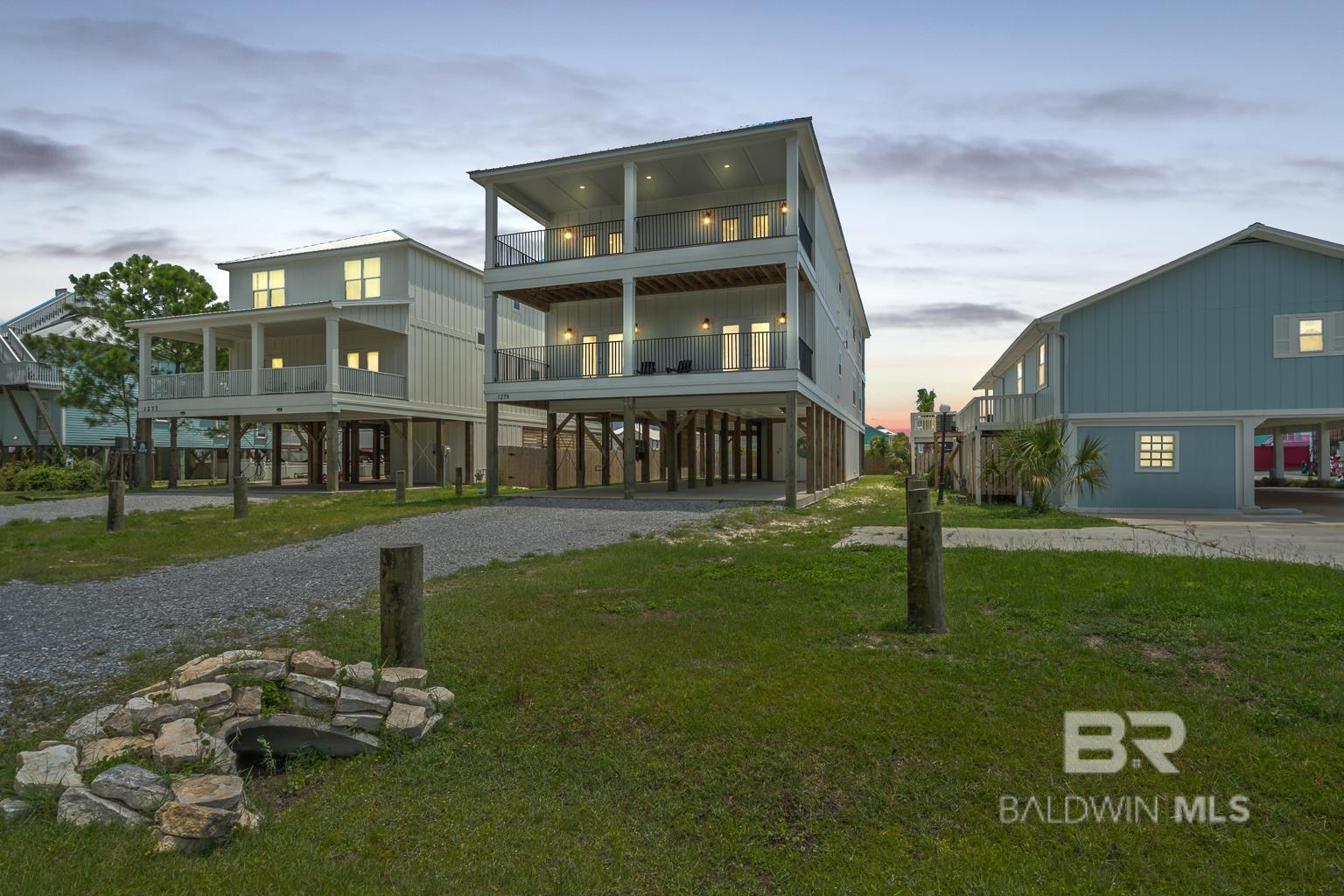 Gulf Shores, Alabama, 36542, United States, 6 Bedrooms Bedrooms, ,8 BathroomsBathrooms,Residential,Active,1907976