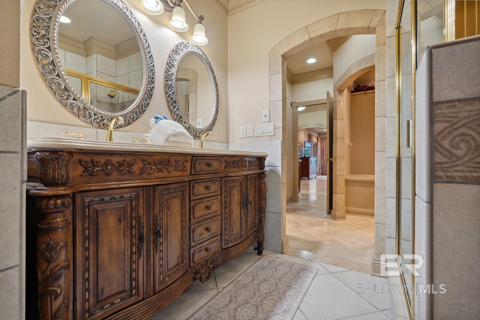 Orange Beach, Alabama, 36561, United States, ,5 BathroomsBathrooms,Residential,Active,1869129