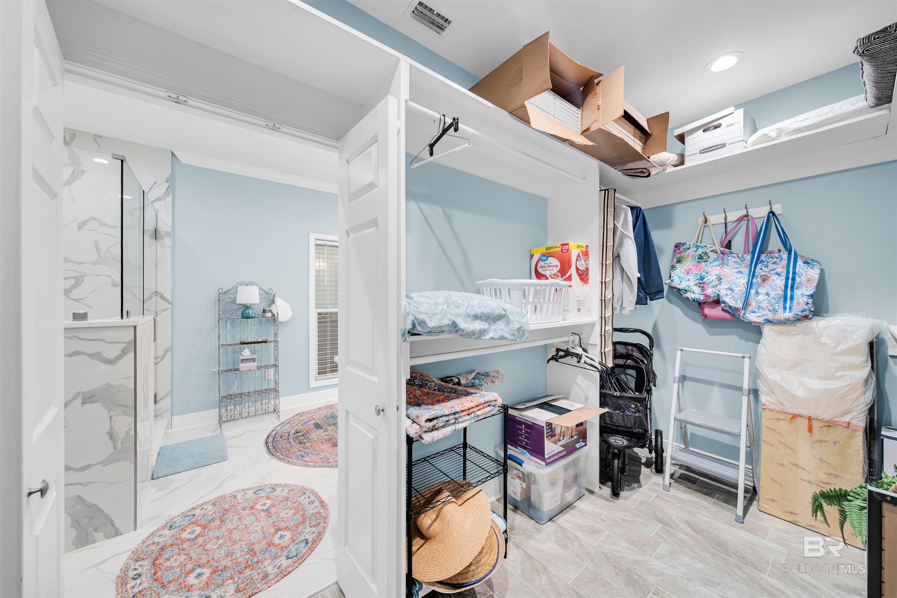 Gulf Shores, Alabama, 36542, United States, 4 Bedrooms Bedrooms, ,4 BathroomsBathrooms,Residential,Active,1898018