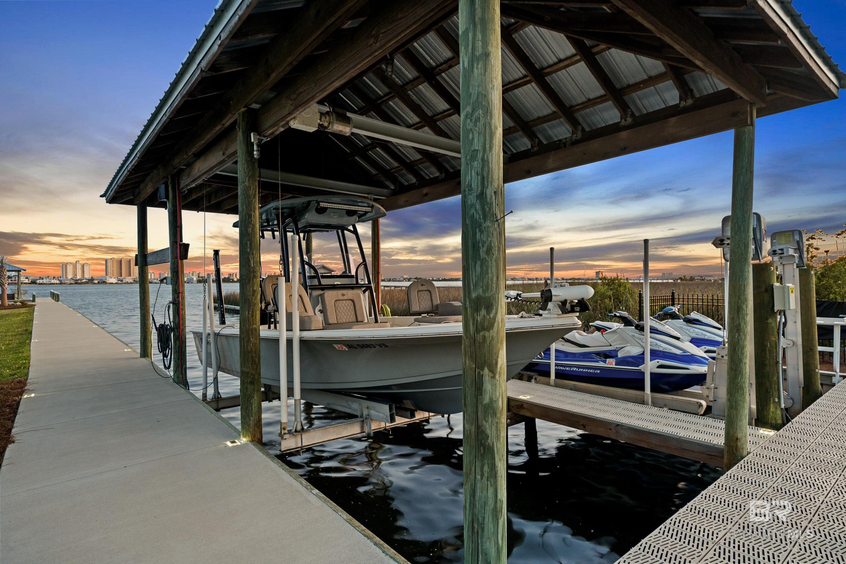 Gulf Shores, Alabama, 36542, United States, 6 Bedrooms Bedrooms, ,4 BathroomsBathrooms,Residential,Active,2044186