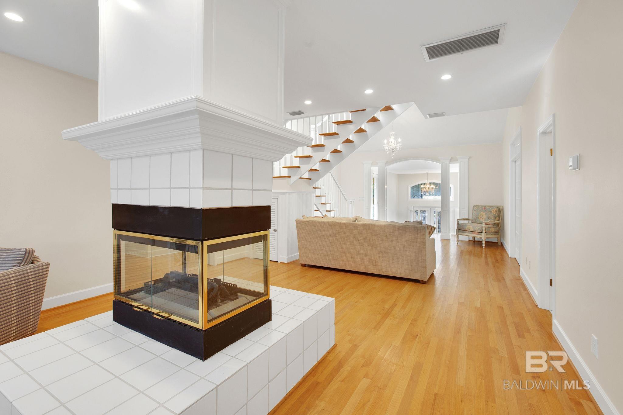 Orange Beach, Alabama, 36561, United States, 3 Bedrooms Bedrooms, ,4 BathroomsBathrooms,Residential,Active,1889028