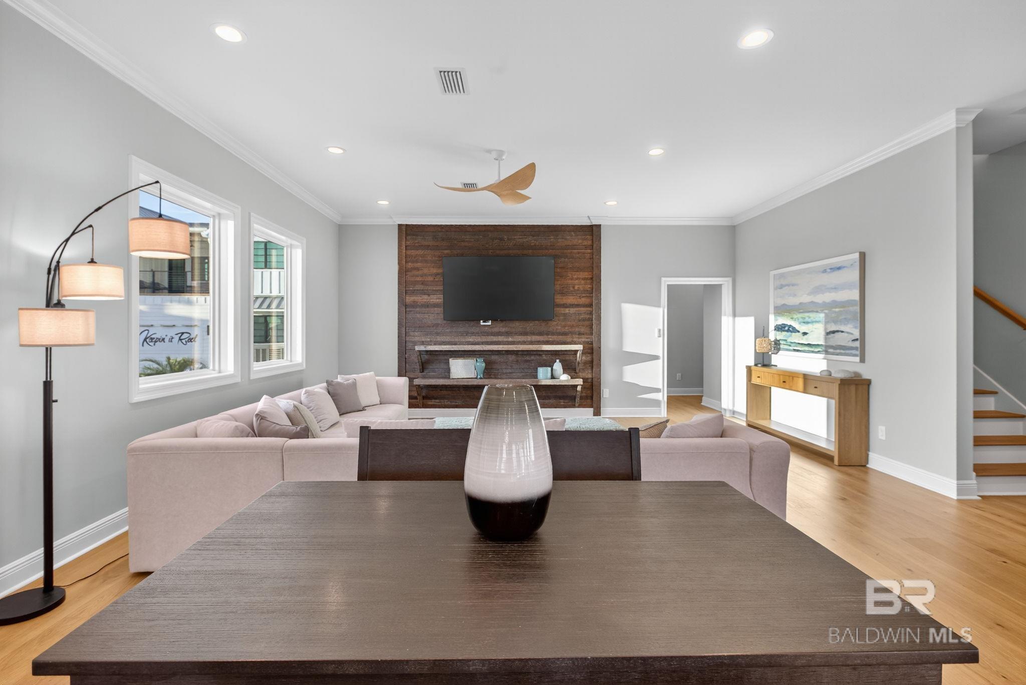 Gulf Shores, Alabama, 36542, United States, 6 Bedrooms Bedrooms, ,6 BathroomsBathrooms,Residential,Active,1969755