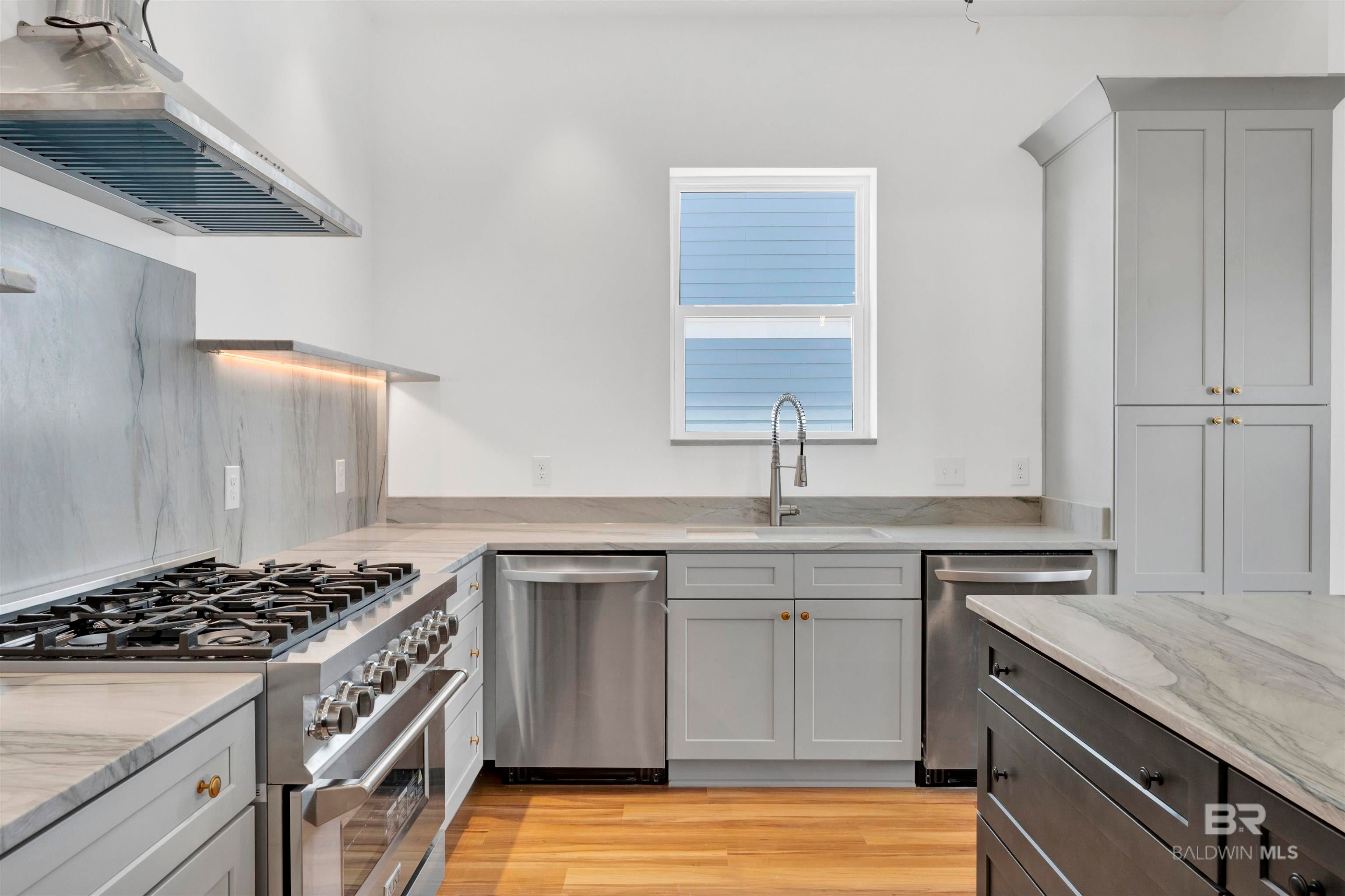 Gulf Shores, Alabama, 36542, United States, 4 Bedrooms Bedrooms, ,4 BathroomsBathrooms,Residential,Active,1884862