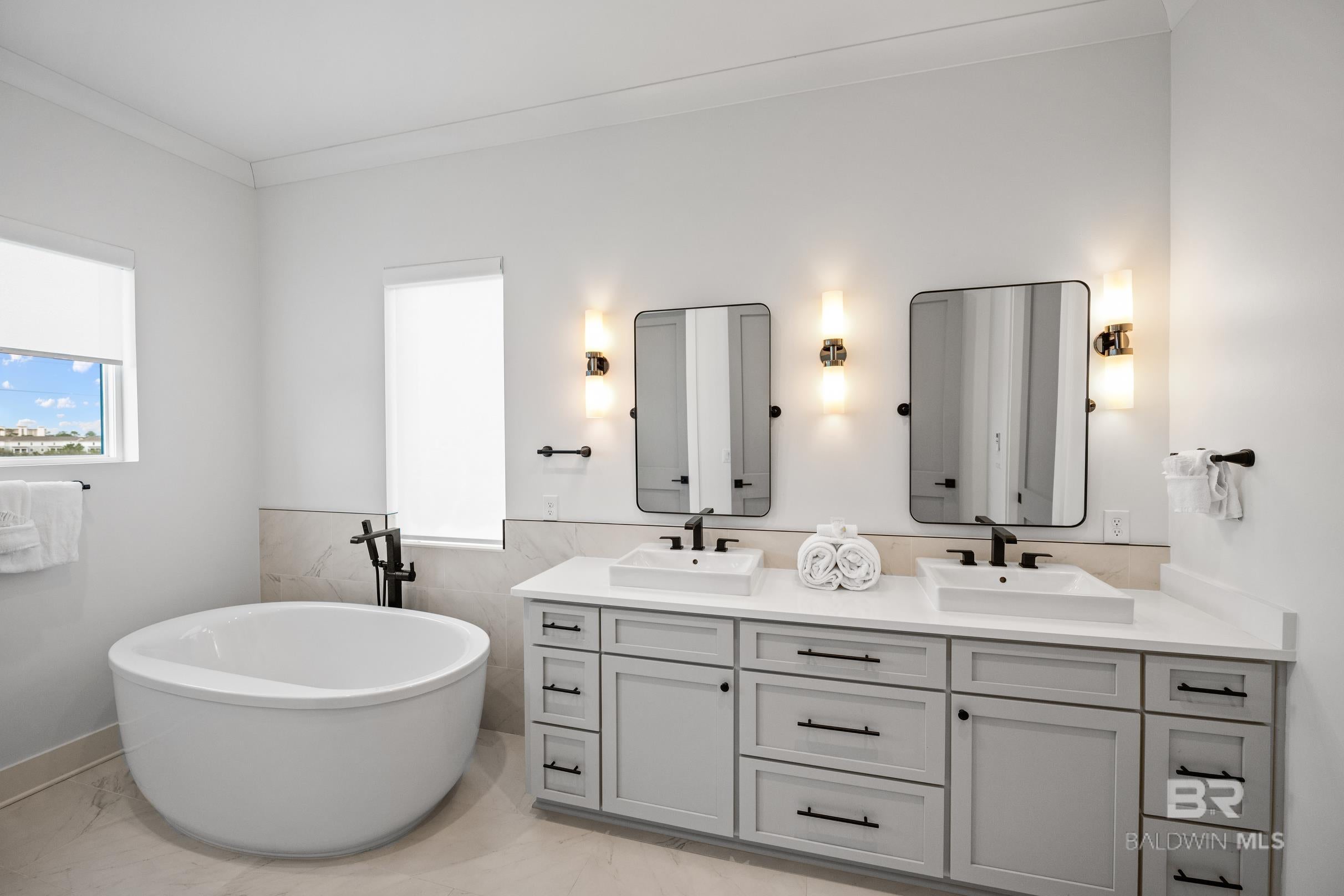 Perdido Key, Florida, 32507, United States, 5 Bedrooms Bedrooms, ,6 BathroomsBathrooms,Residential,Active,2002342