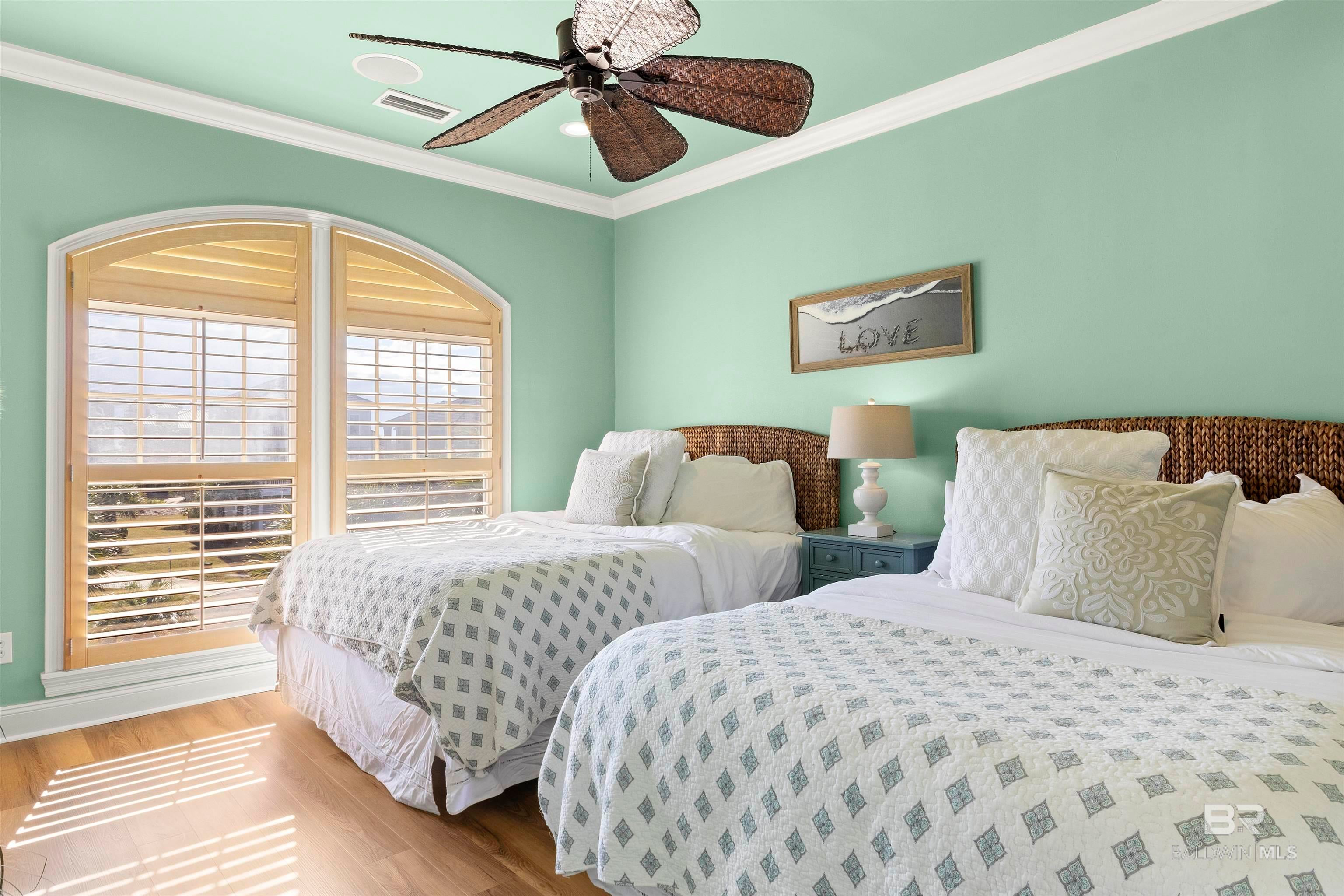 Gulf Shores, Alabama, 36542, United States, 4 Bedrooms Bedrooms, ,5 BathroomsBathrooms,Residential,Active,2012201