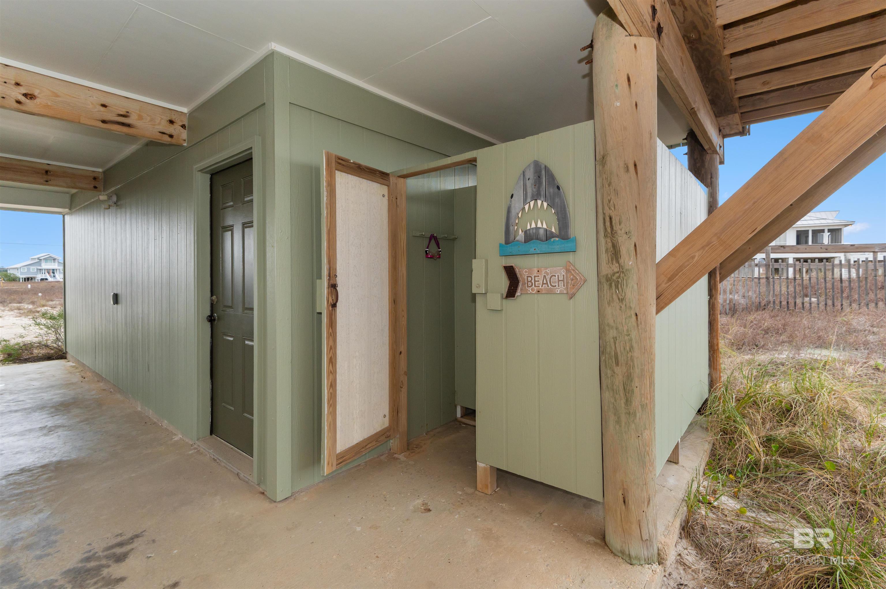 Gulf Shores, Alabama, 36542, United States, 3 Bedrooms Bedrooms, ,2 BathroomsBathrooms,Residential,Active,2011042