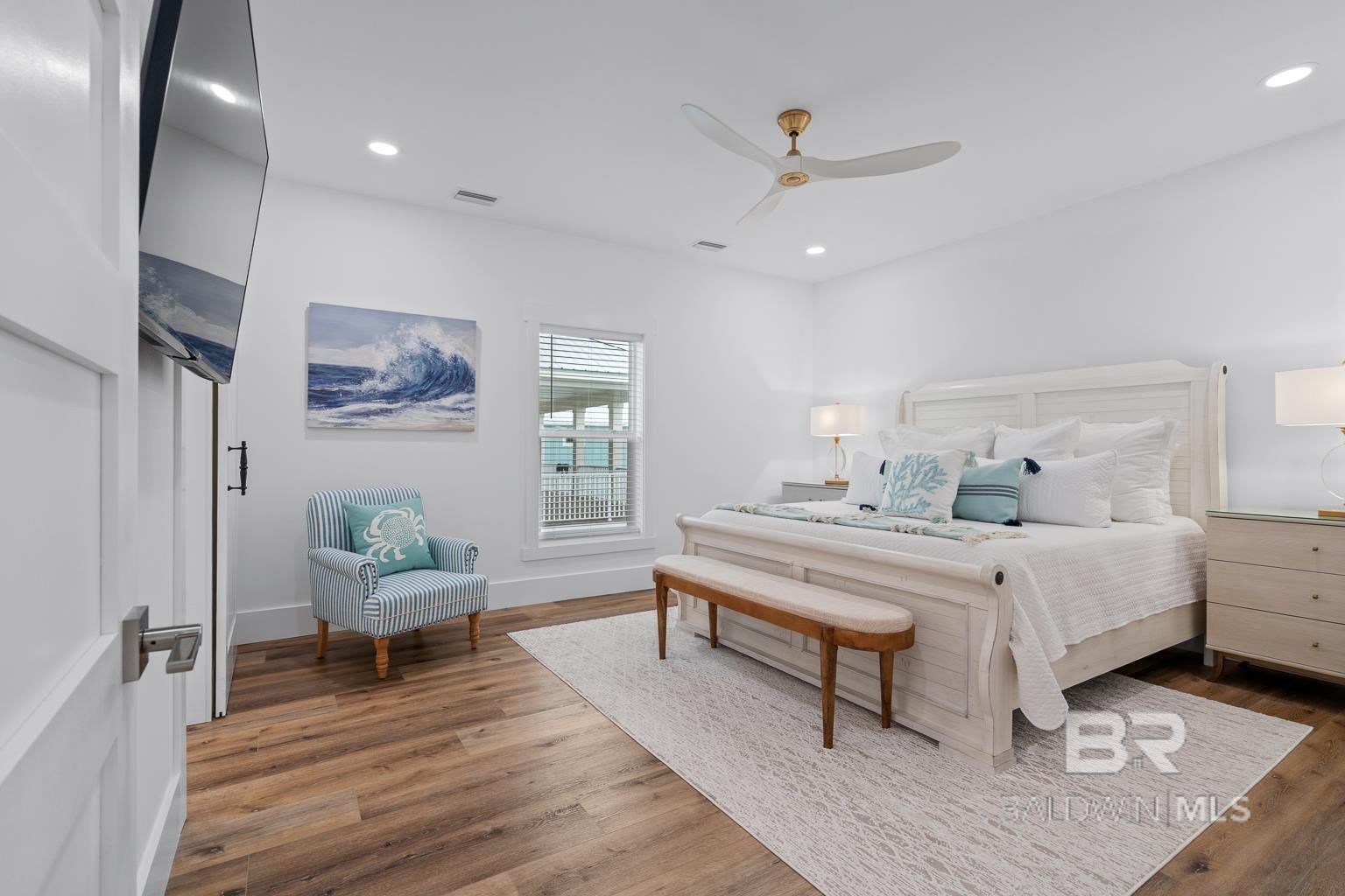 Gulf Shores, Alabama, 36542, United States, 6 Bedrooms Bedrooms, ,8 BathroomsBathrooms,Residential,Active,1907976