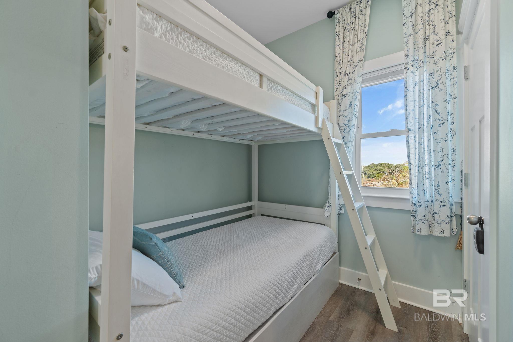 Gulf Shores, Alabama, 36542, United States, 4 Bedrooms Bedrooms, ,4 BathroomsBathrooms,Residential,Active,1988437