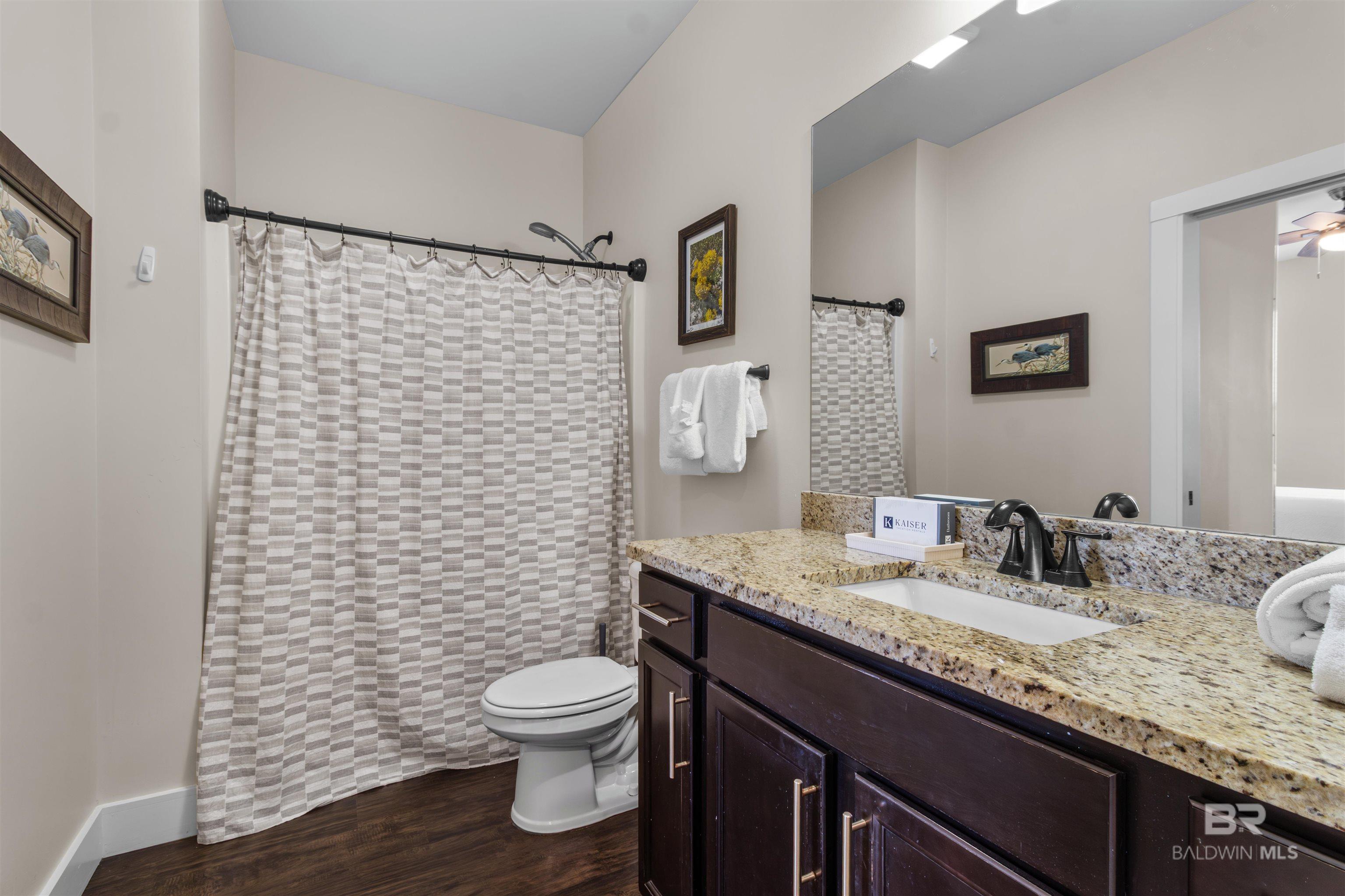 Gulf Shores, Alabama, 36542, United States, 6 Bedrooms Bedrooms, ,4 BathroomsBathrooms,Residential,Active,2044165