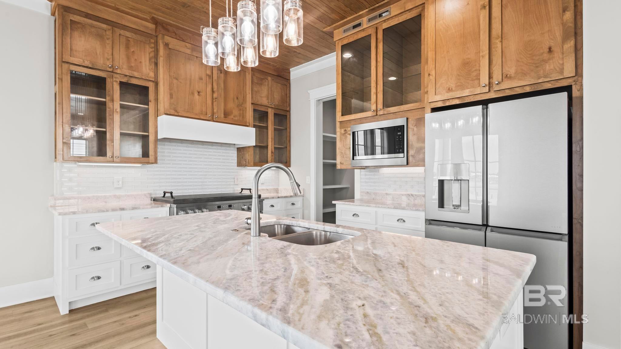 Orange Beach, Alabama, 36561, United States, 5 Bedrooms Bedrooms, ,5 BathroomsBathrooms,Residential,Active,1889336