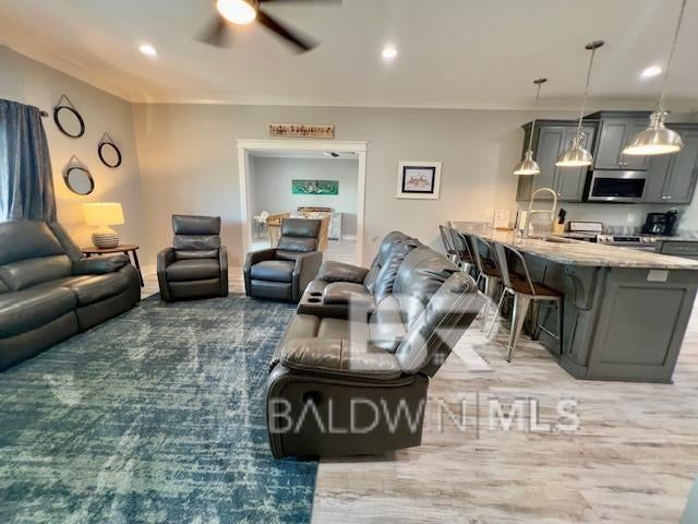 Gulf Shores, Alabama, 36542, United States, 6 Bedrooms Bedrooms, ,6 BathroomsBathrooms,Residential,Active,1941351
