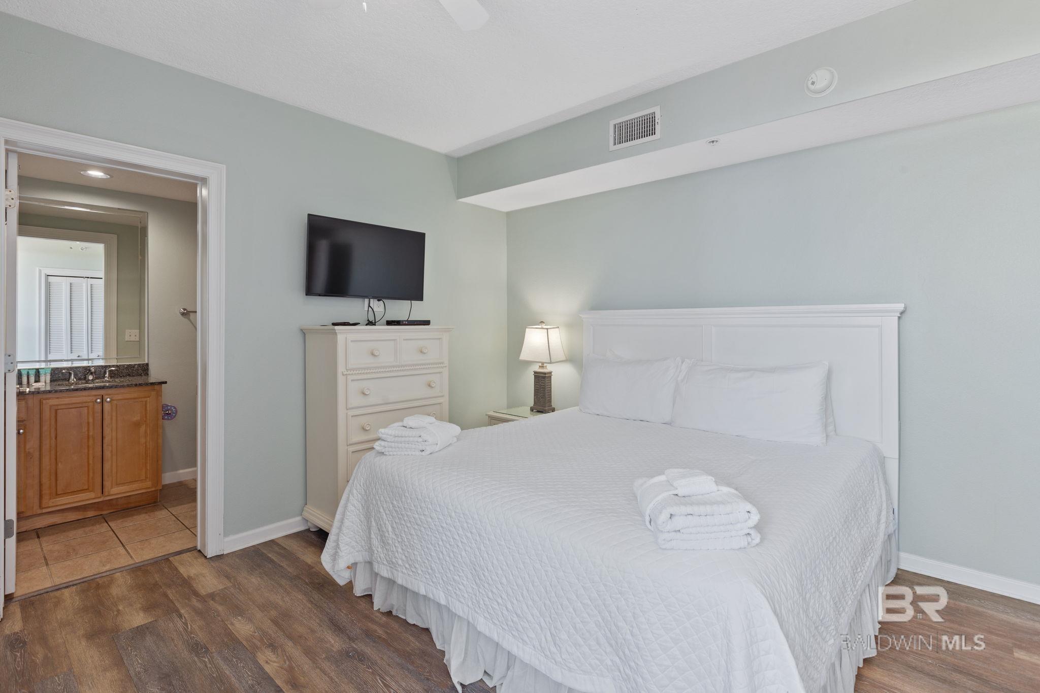 Gulf Shores, Alabama, 36542, United States, 4 Bedrooms Bedrooms, ,4 BathroomsBathrooms,Residential,Active,1946311