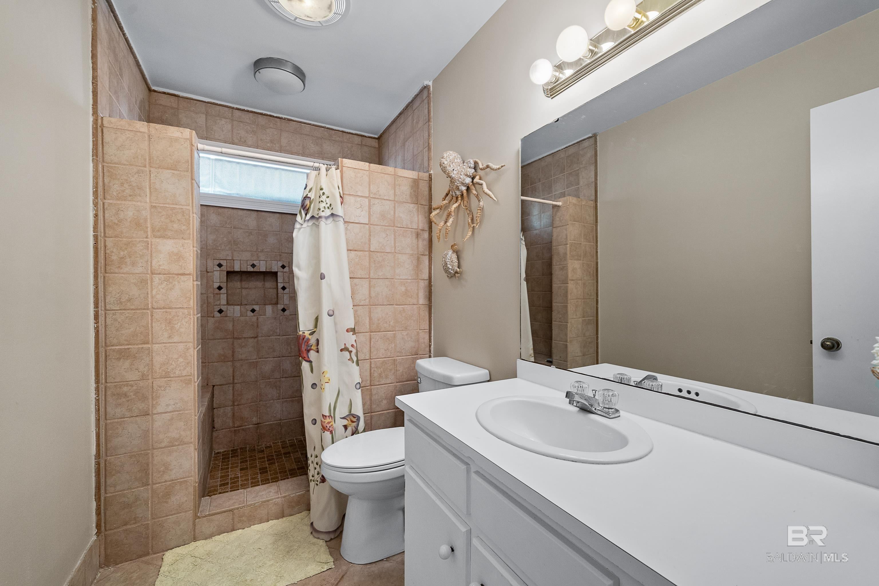 Gulf Shores, Alabama, 36542, United States, 4 Bedrooms Bedrooms, ,3 BathroomsBathrooms,Residential,Active,1943803