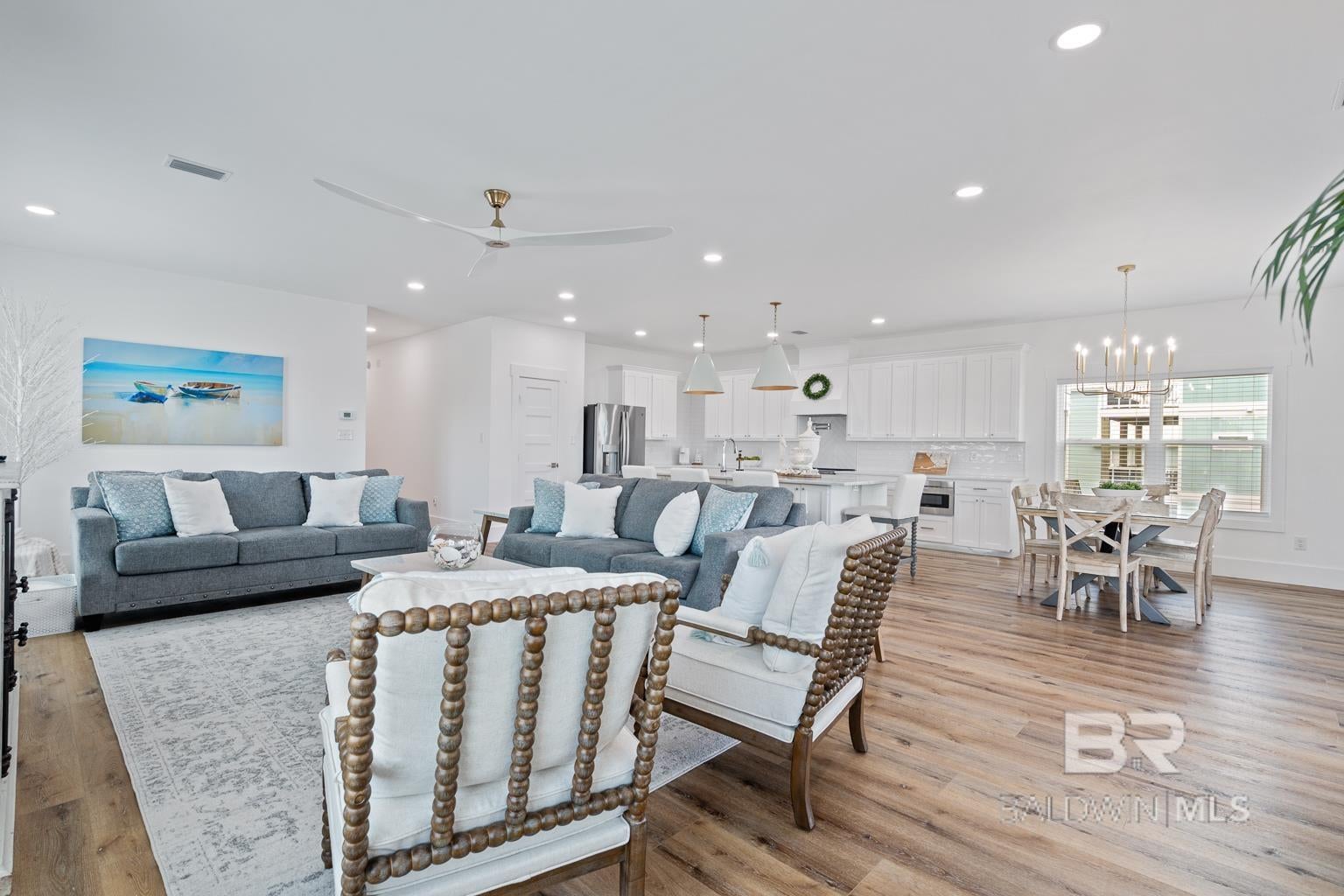 Gulf Shores, Alabama, 36542, United States, 6 Bedrooms Bedrooms, ,8 BathroomsBathrooms,Residential,Active,1907976