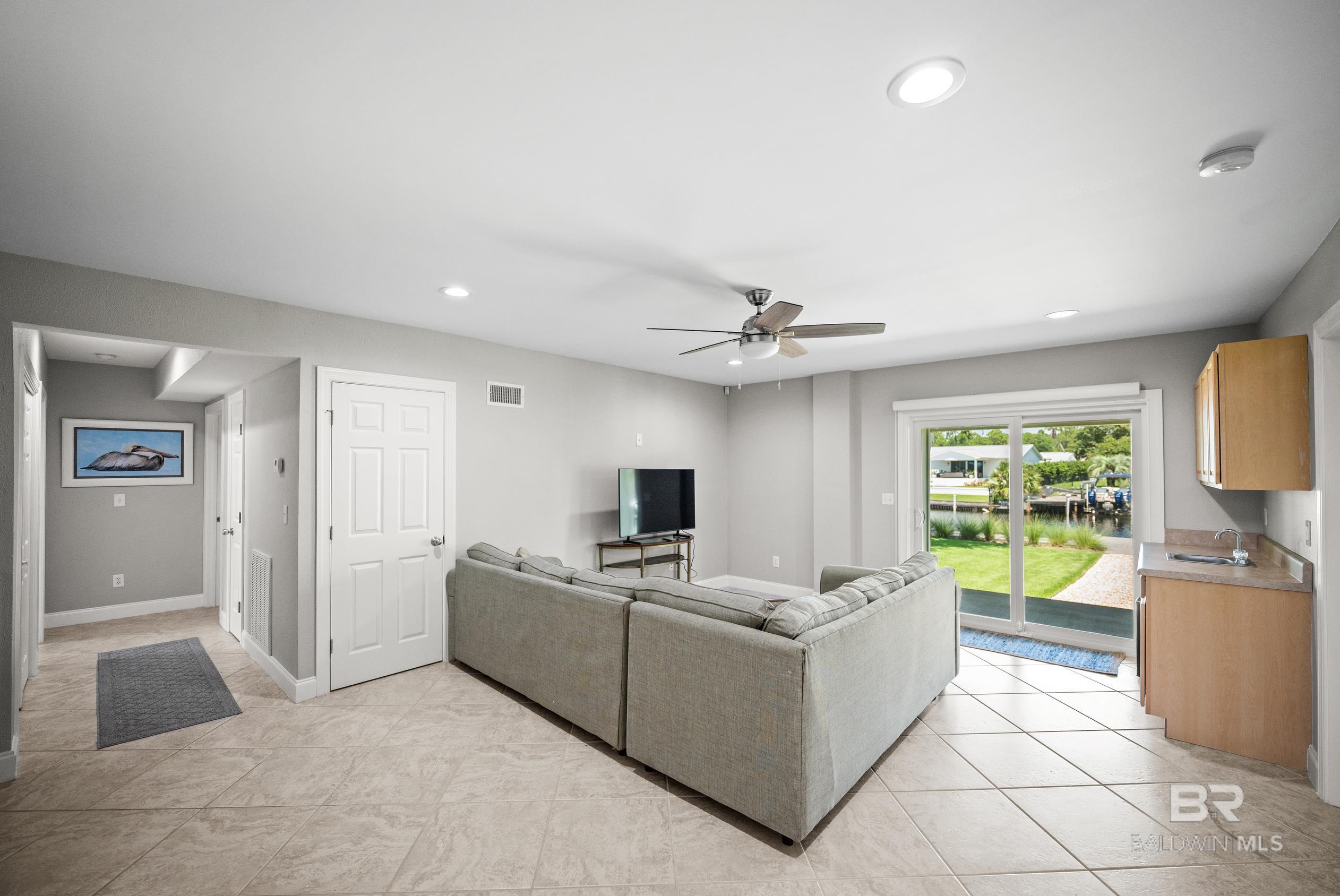 Orange Beach, Alabama, 36561, United States, 5 Bedrooms Bedrooms, ,5 BathroomsBathrooms,Residential,Active,1922657