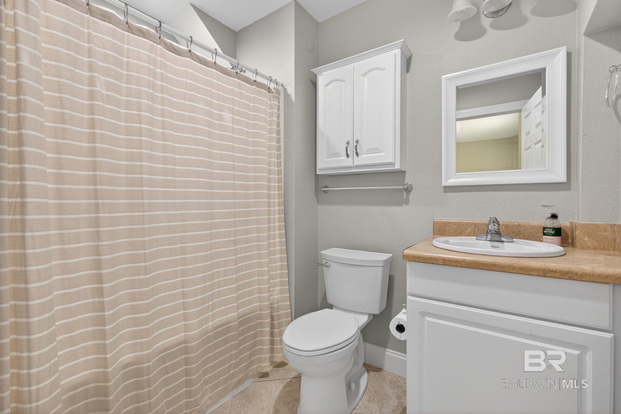 Orange Beach, Alabama, 36561, United States, 5 Bedrooms Bedrooms, ,5 BathroomsBathrooms,Residential,Active,2015258