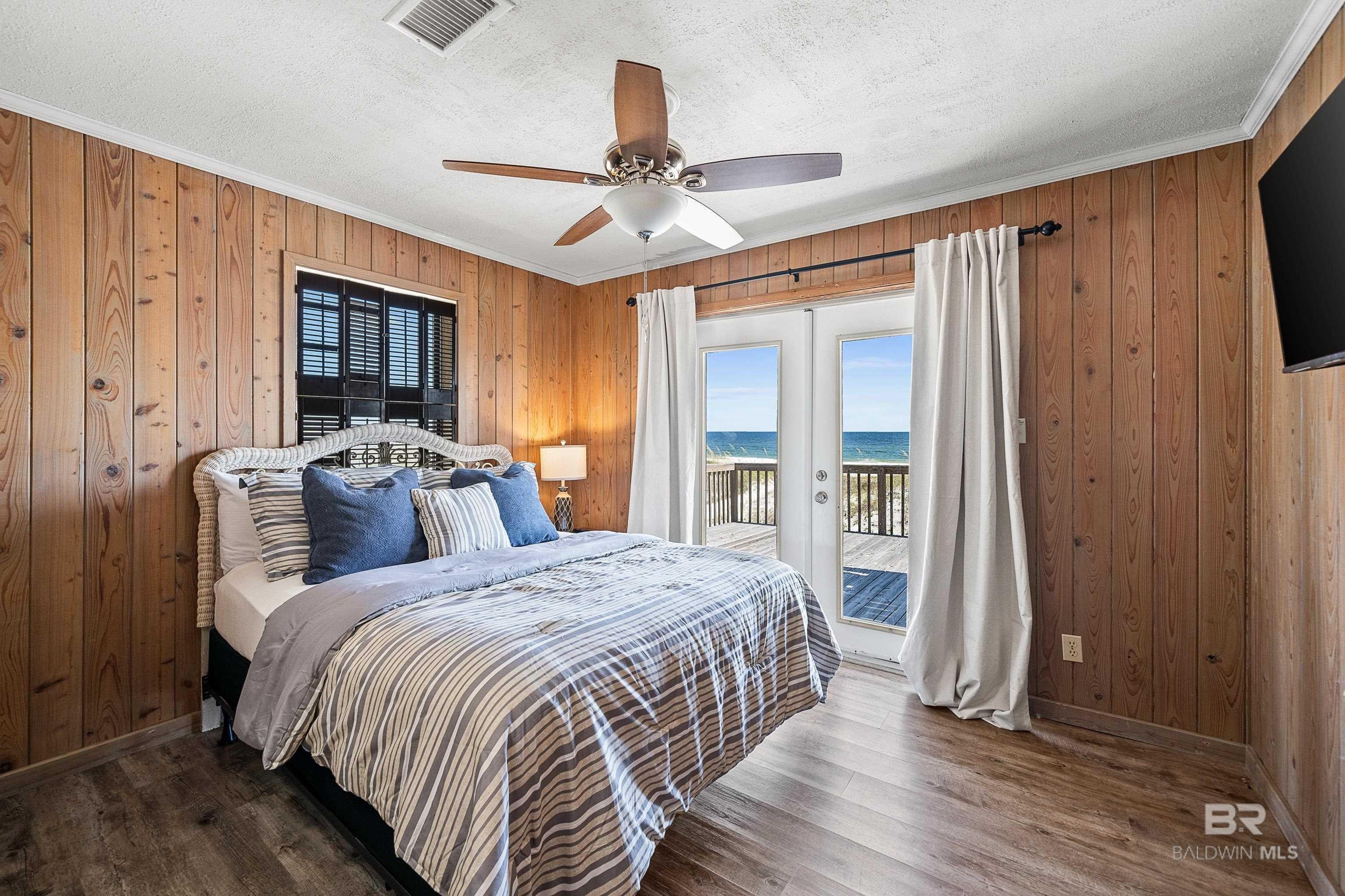 Gulf Shores, Alabama, 36542, United States, 5 Bedrooms Bedrooms, ,3 BathroomsBathrooms,Residential,Active,1909616