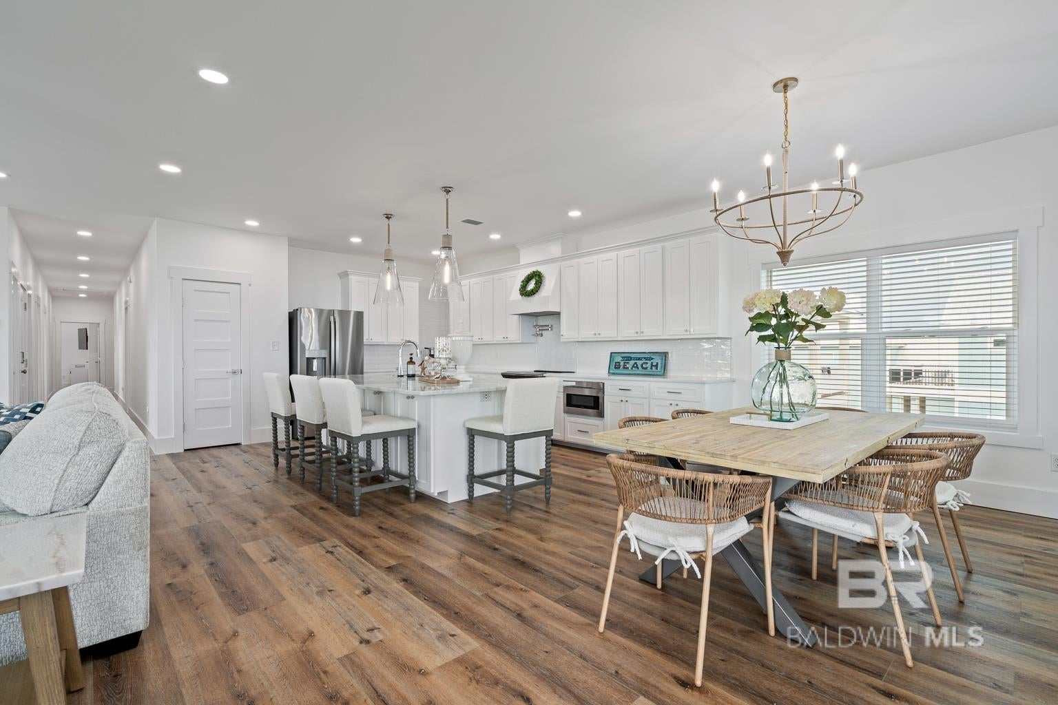 Gulf Shores, Alabama, 36542, United States, 6 Bedrooms Bedrooms, ,8 BathroomsBathrooms,Residential,Active,1907976