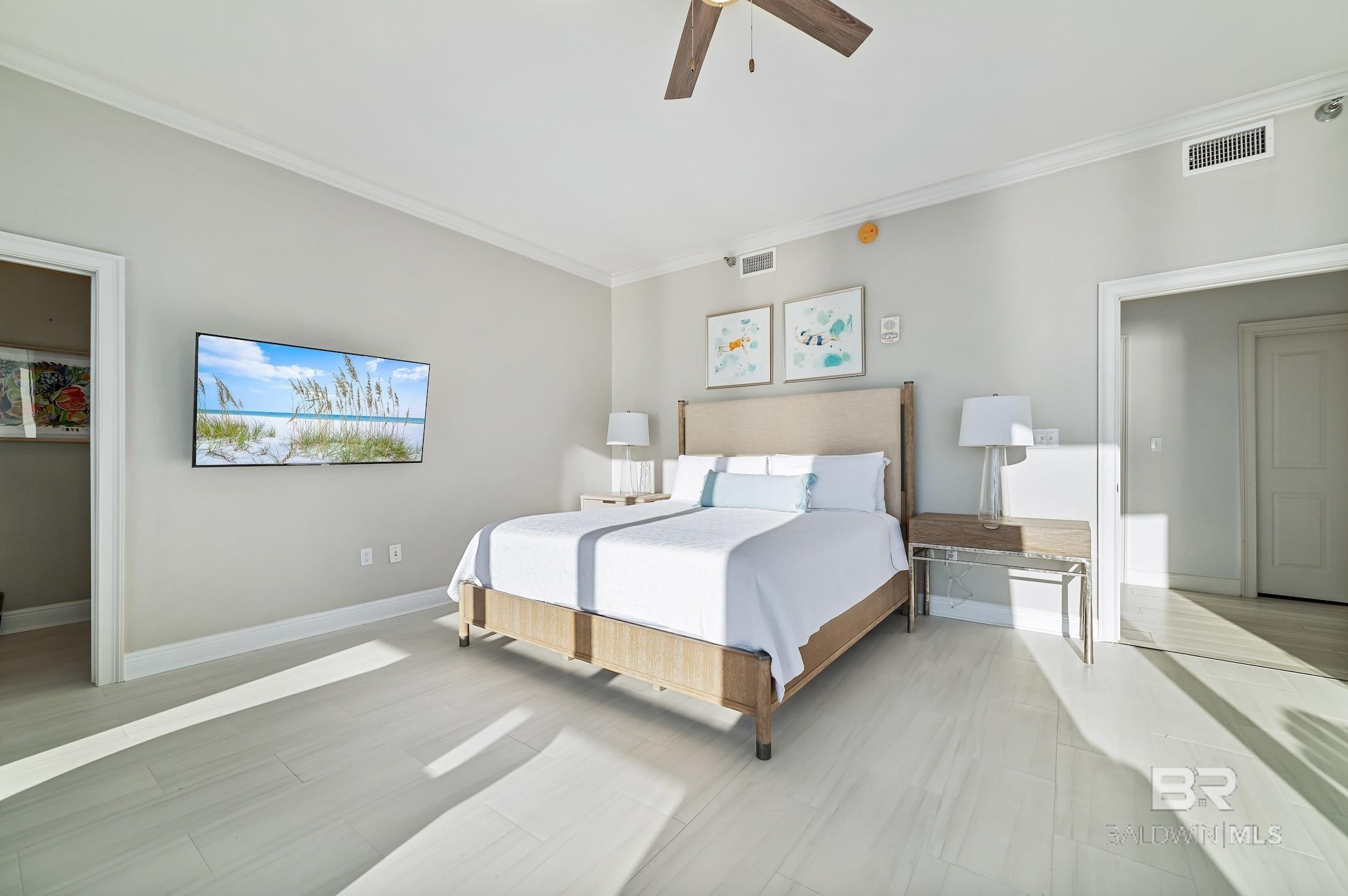 Gulf Shores, Alabama, 36542, United States, ,5 BathroomsBathrooms,Residential,Active,1824536
