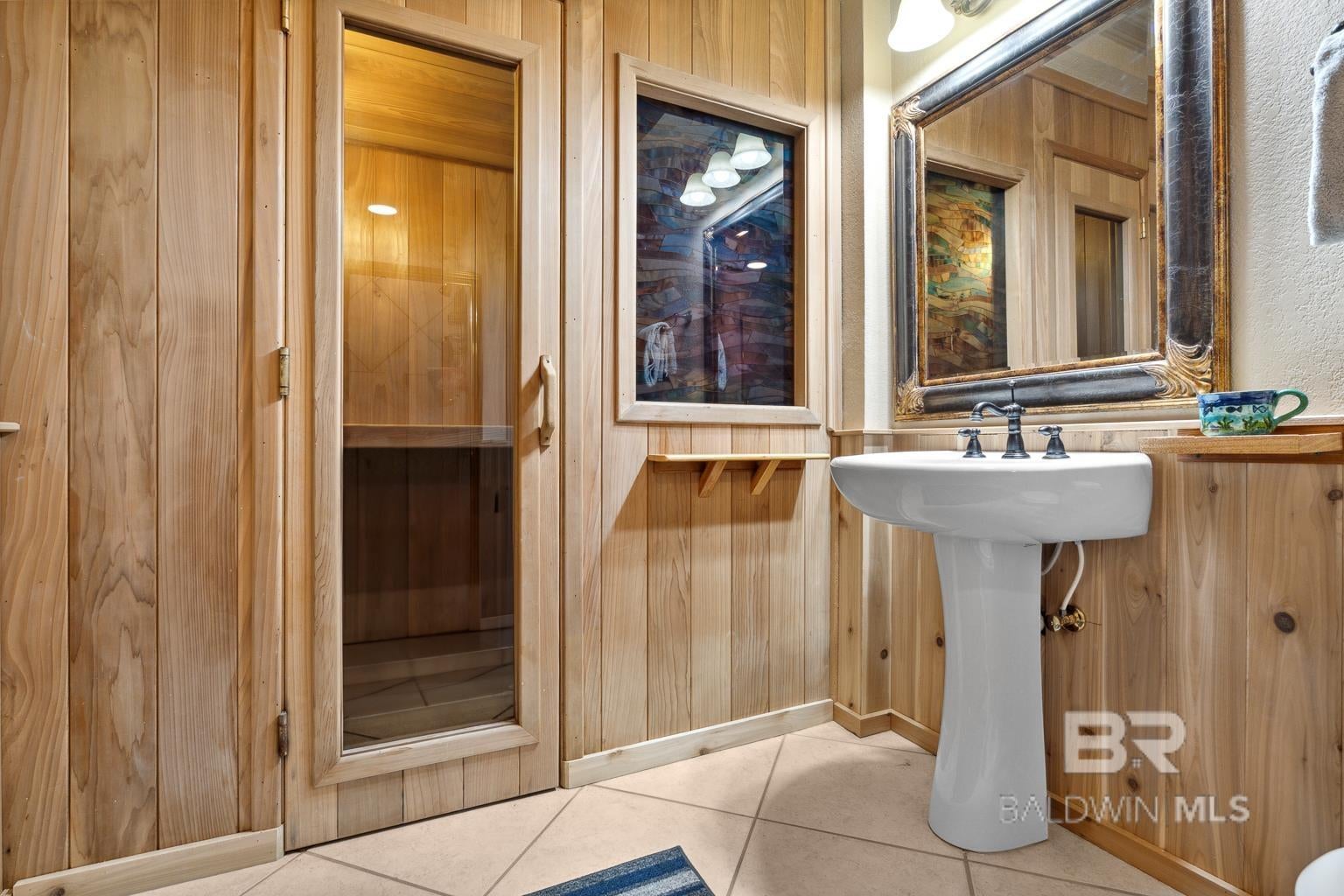 Orange Beach, Alabama, 36561, United States, ,5 BathroomsBathrooms,Residential,Active,1869129