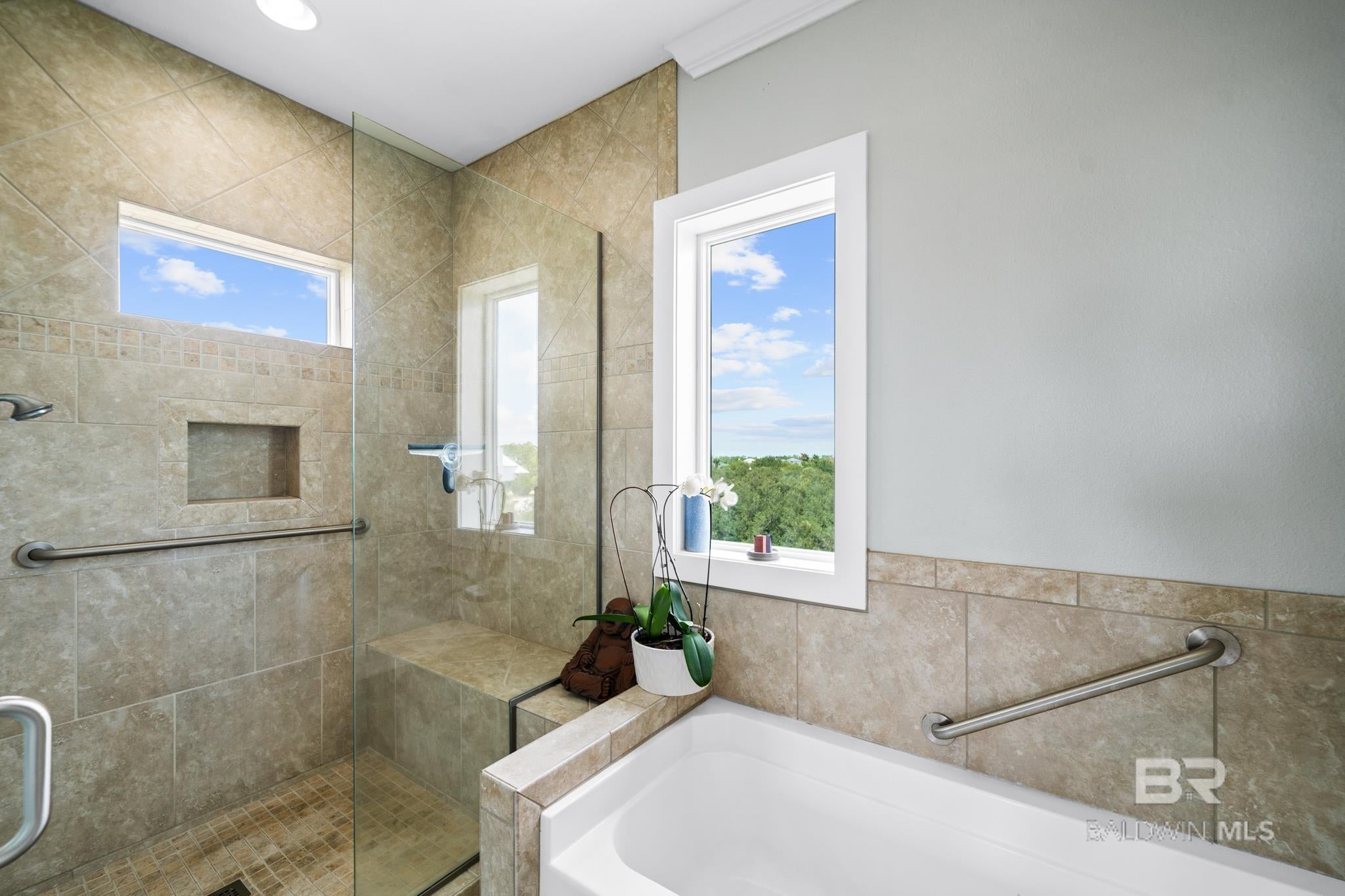 Gulf Shores, Alabama, 36542, United States, ,6 BathroomsBathrooms,Residential,Active,1734018
