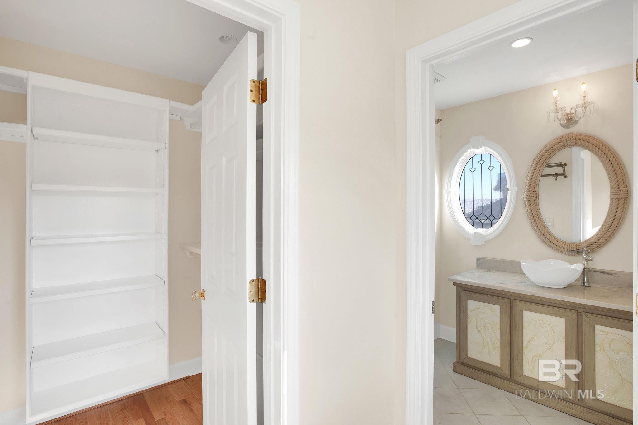 Orange Beach, Alabama, 36561, United States, 3 Bedrooms Bedrooms, ,4 BathroomsBathrooms,Residential,Active,1889028