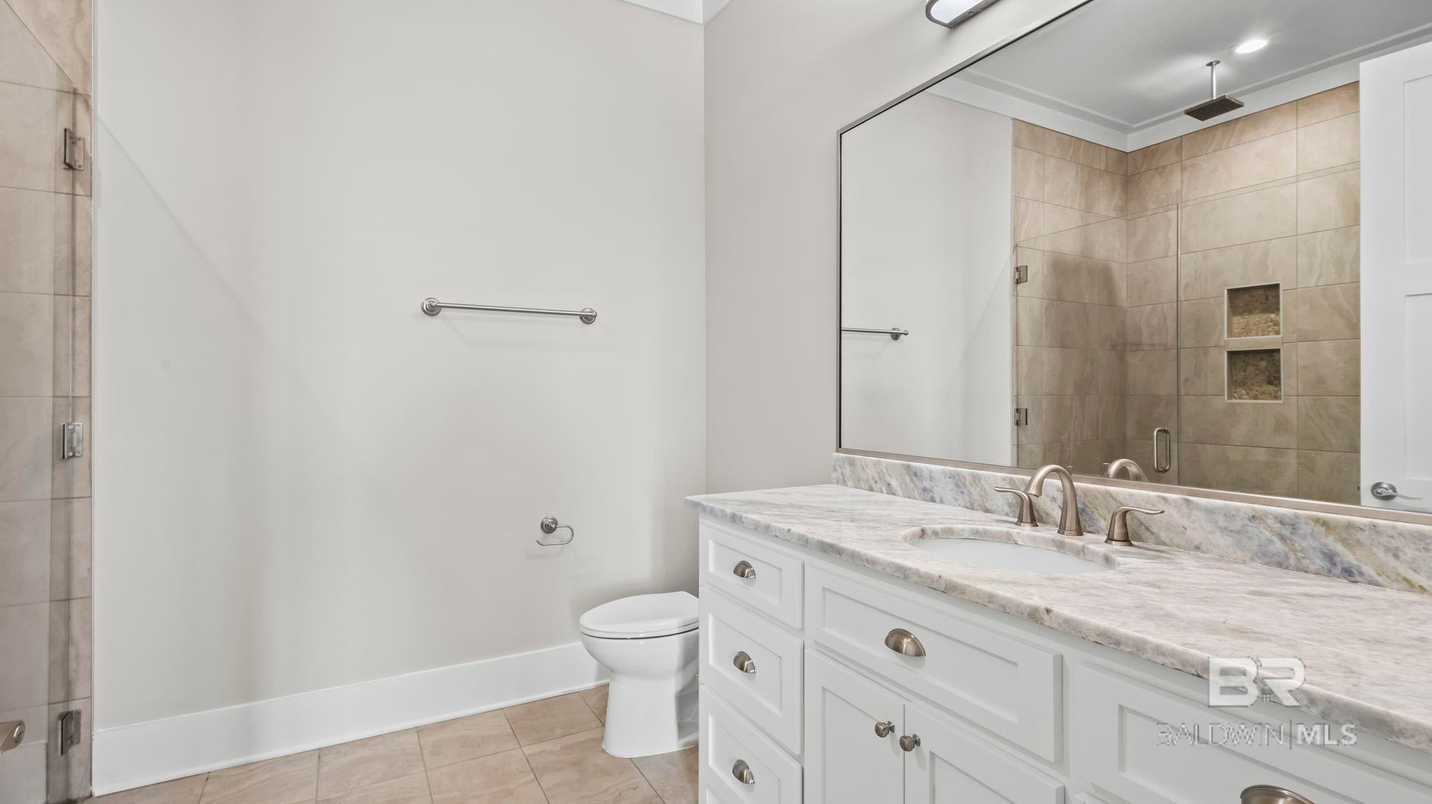 Orange Beach, Alabama, 36561, United States, 5 Bedrooms Bedrooms, ,5 BathroomsBathrooms,Residential,Active,1889336