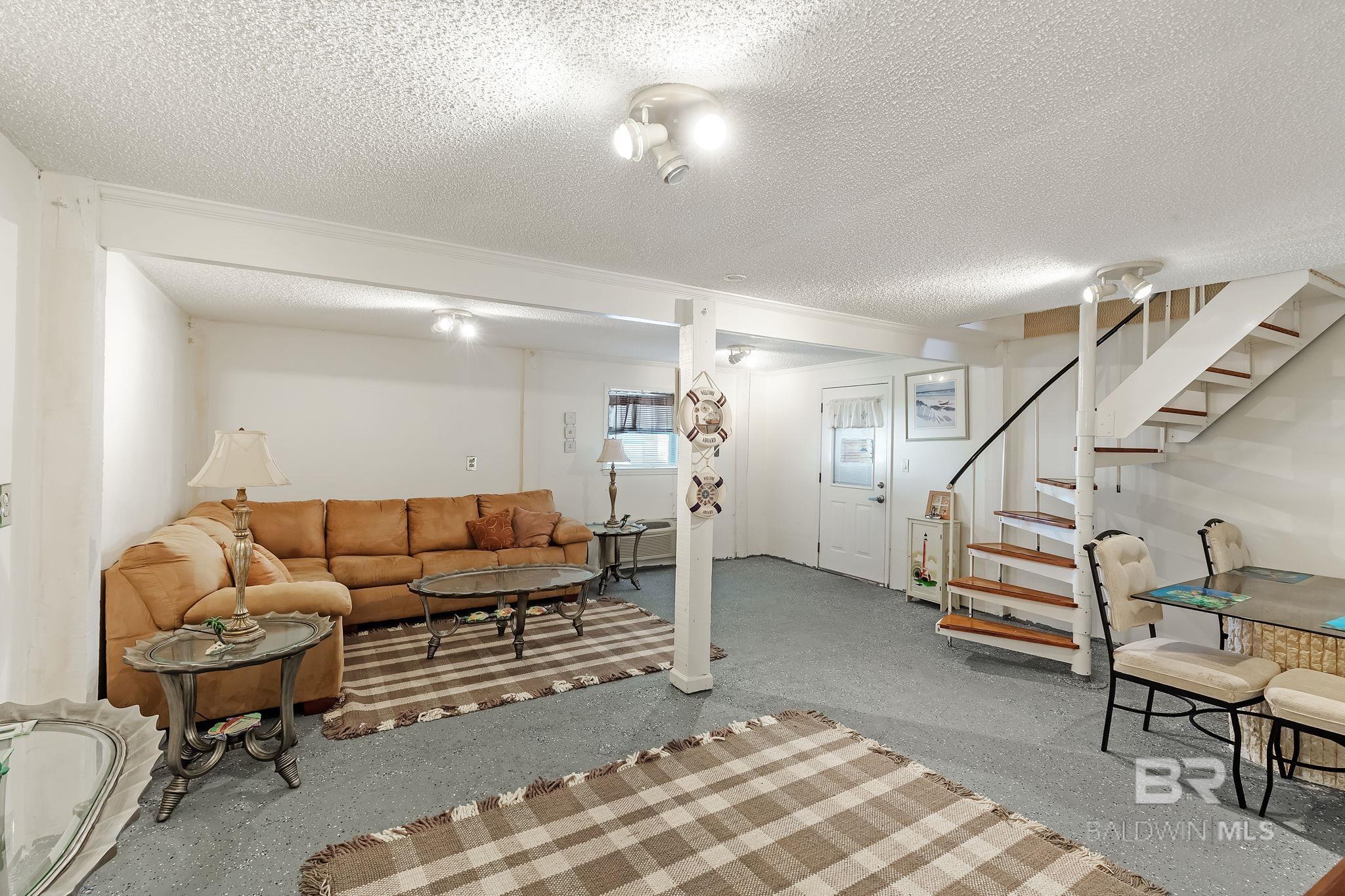 Orange Beach, Alabama, 36561, United States, 3 Bedrooms Bedrooms, ,2 BathroomsBathrooms,Residential,Active,1899240