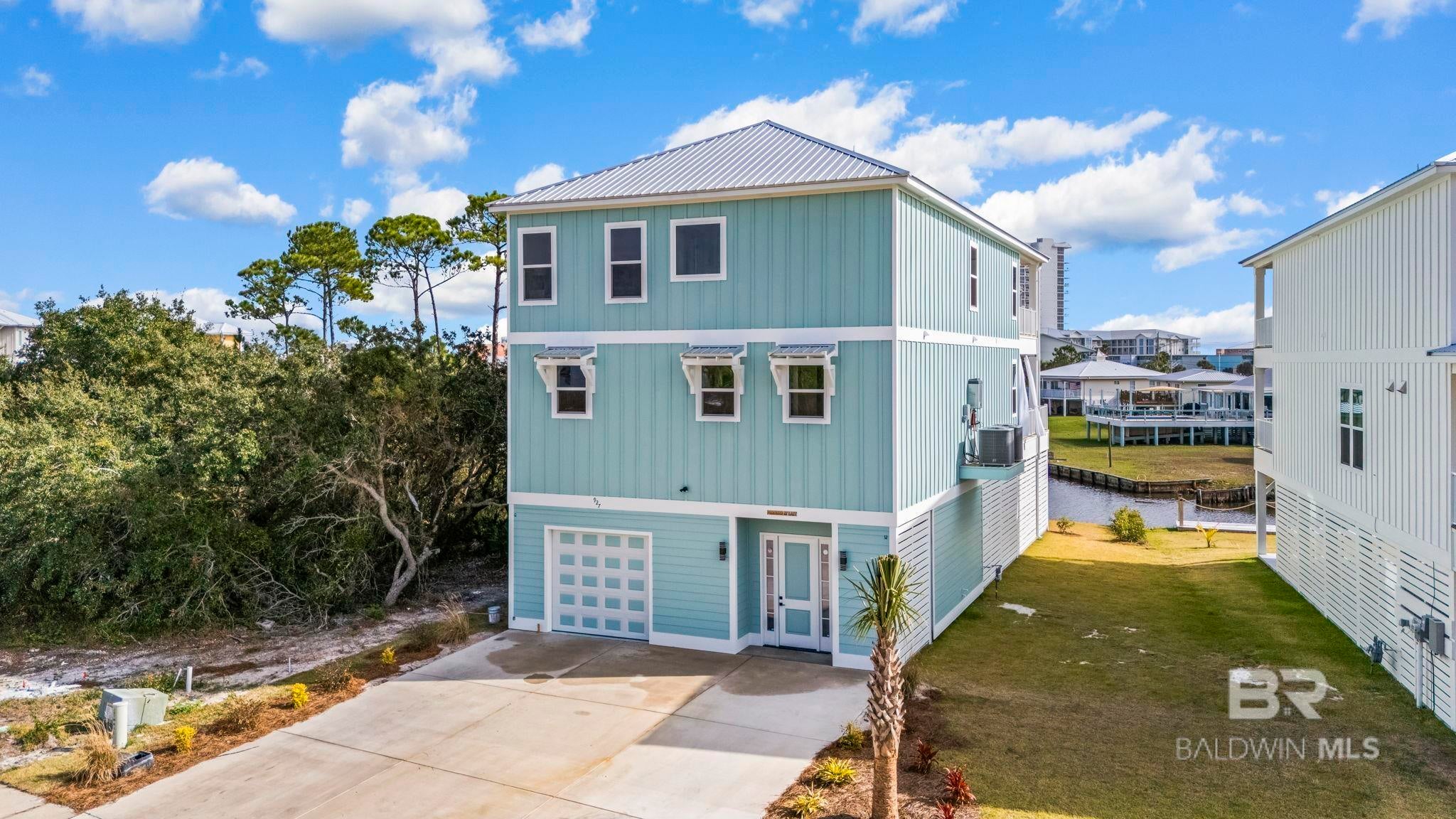 Gulf Shores, Alabama, 36542, United States, 6 Bedrooms Bedrooms, ,4 BathroomsBathrooms,Residential,Active,2009422