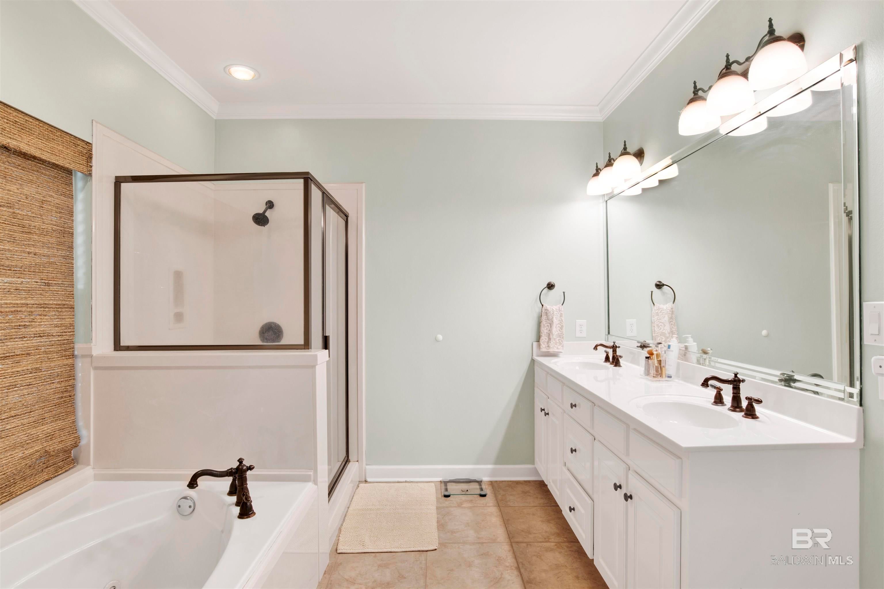 Orange Beach, Alabama, 36561, United States, 4 Bedrooms Bedrooms, ,3 BathroomsBathrooms,Residential,Active,2008705