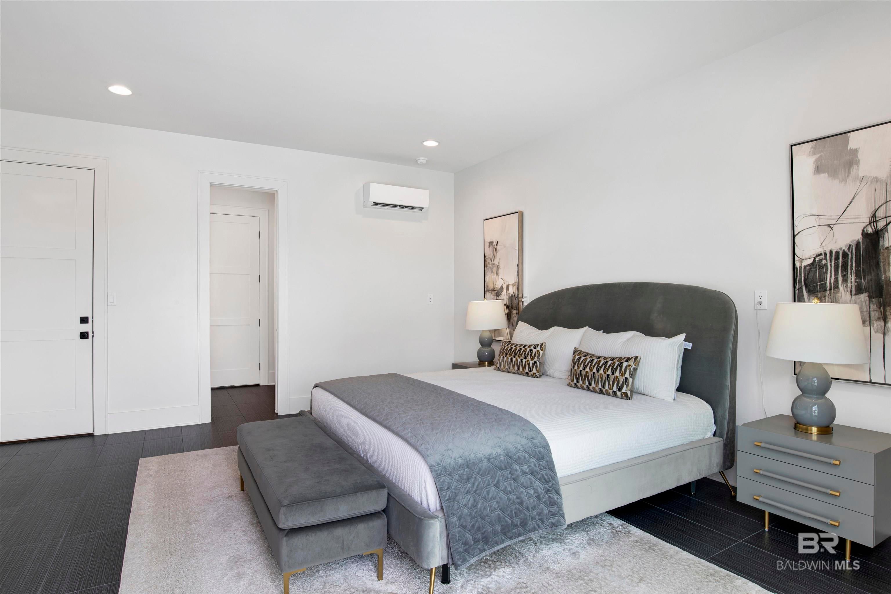 Orange Beach, Alabama, 36561, United States, 4 Bedrooms Bedrooms, ,5 BathroomsBathrooms,Residential,Active,1929672