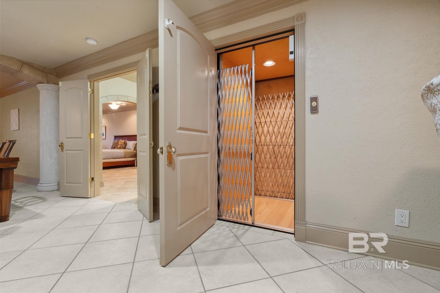 Orange Beach, Alabama, 36561, United States, ,5 BathroomsBathrooms,Residential,Active,1869129