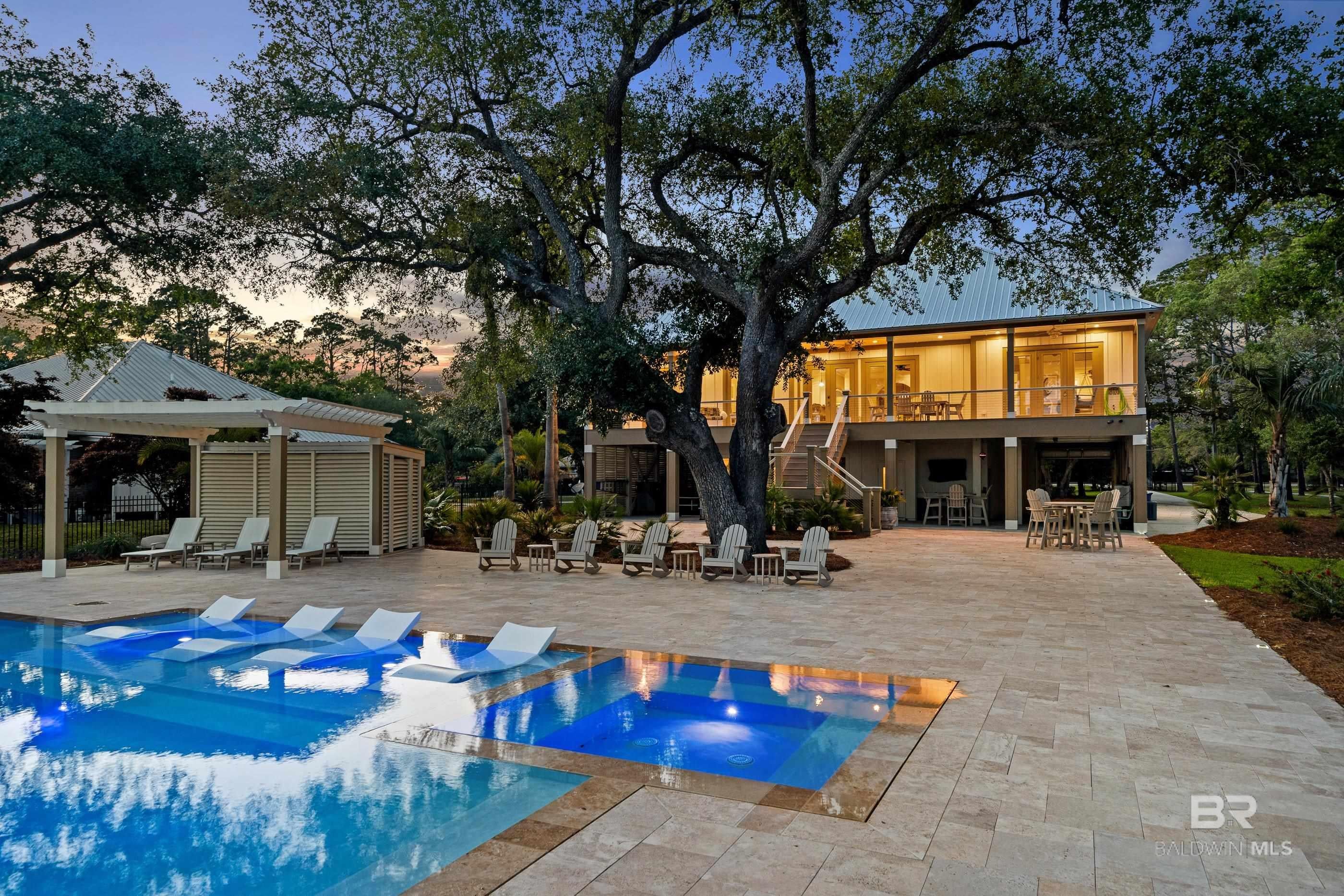 Gulf Shores, Alabama, 36542, United States, 6 Bedrooms Bedrooms, ,4 BathroomsBathrooms,Residential,Active,2044186