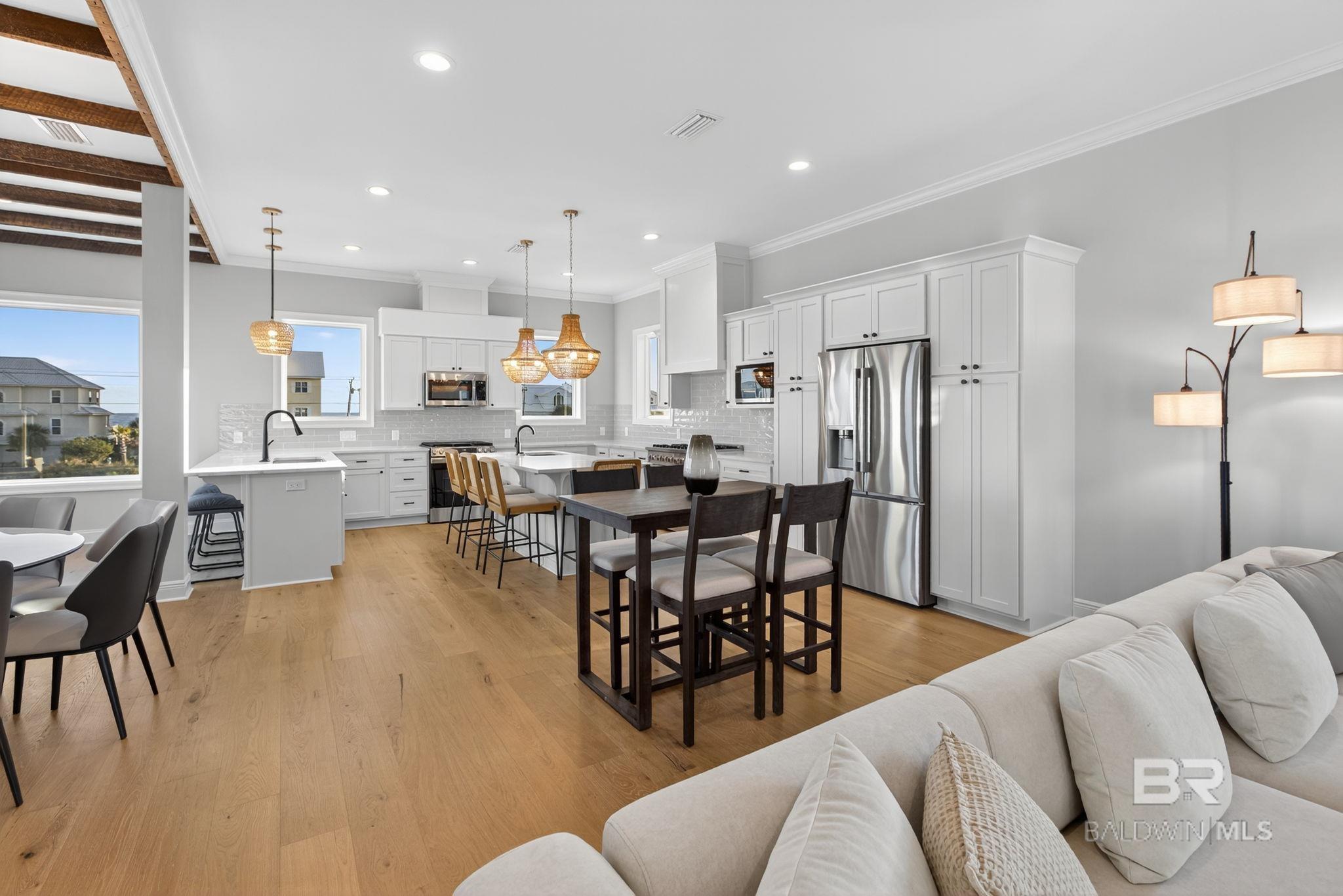 Gulf Shores, Alabama, 36542, United States, 6 Bedrooms Bedrooms, ,6 BathroomsBathrooms,Residential,Active,1969755